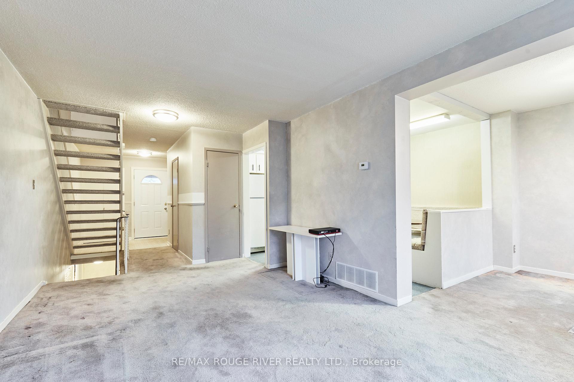 Photo 8 of Unit 45, 37 Clover Ridge Drive W, Ajax, South West — HOMEH