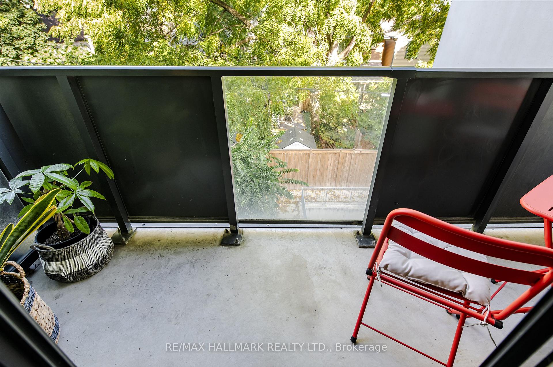 Photo 12 of Unit 321, 1630 queen Street E, Toronto, The Beaches — HOMEH
