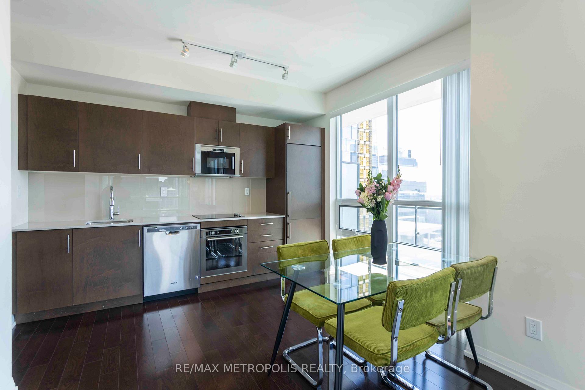 Photo 6 of Unit 2115, 460 Adelaide Street E, Toronto, Moss Park — HOMEH