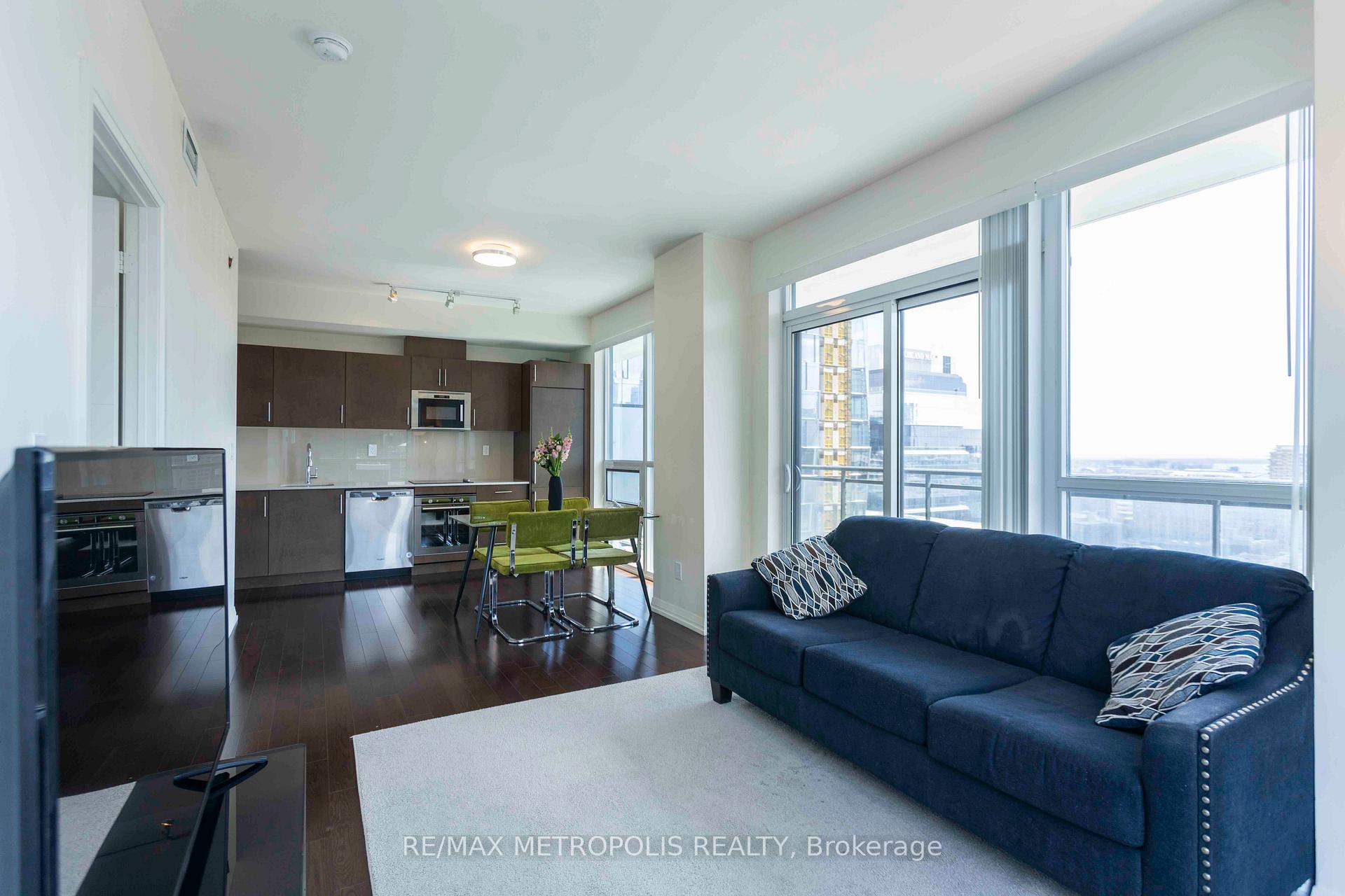 Photo 5 of Unit 2115, 460 Adelaide Street E, Toronto, Moss Park — HOMEH