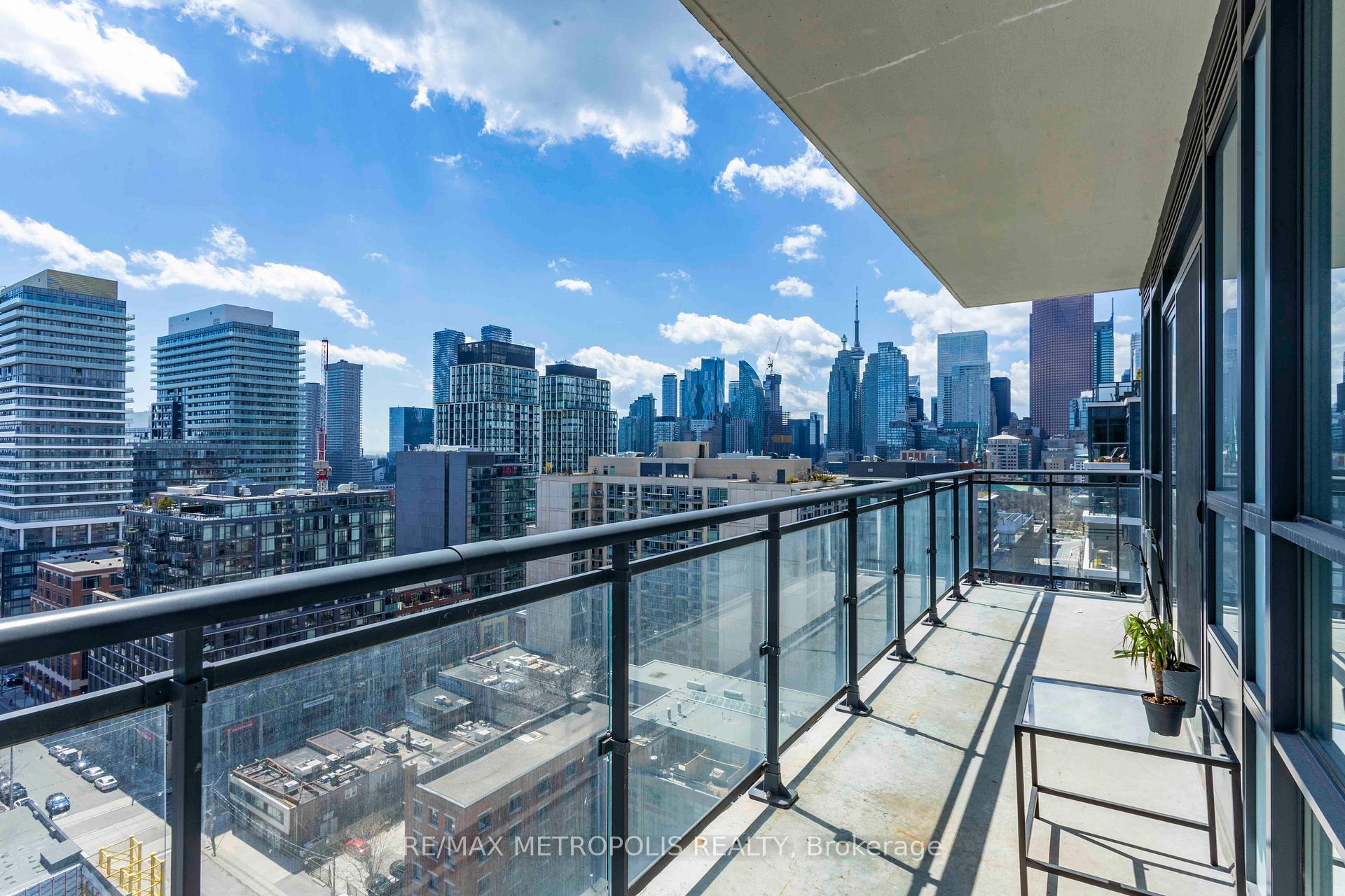 Photo 10 of Unit 2115, 460 Adelaide Street E, Toronto, Moss Park — HOMEH