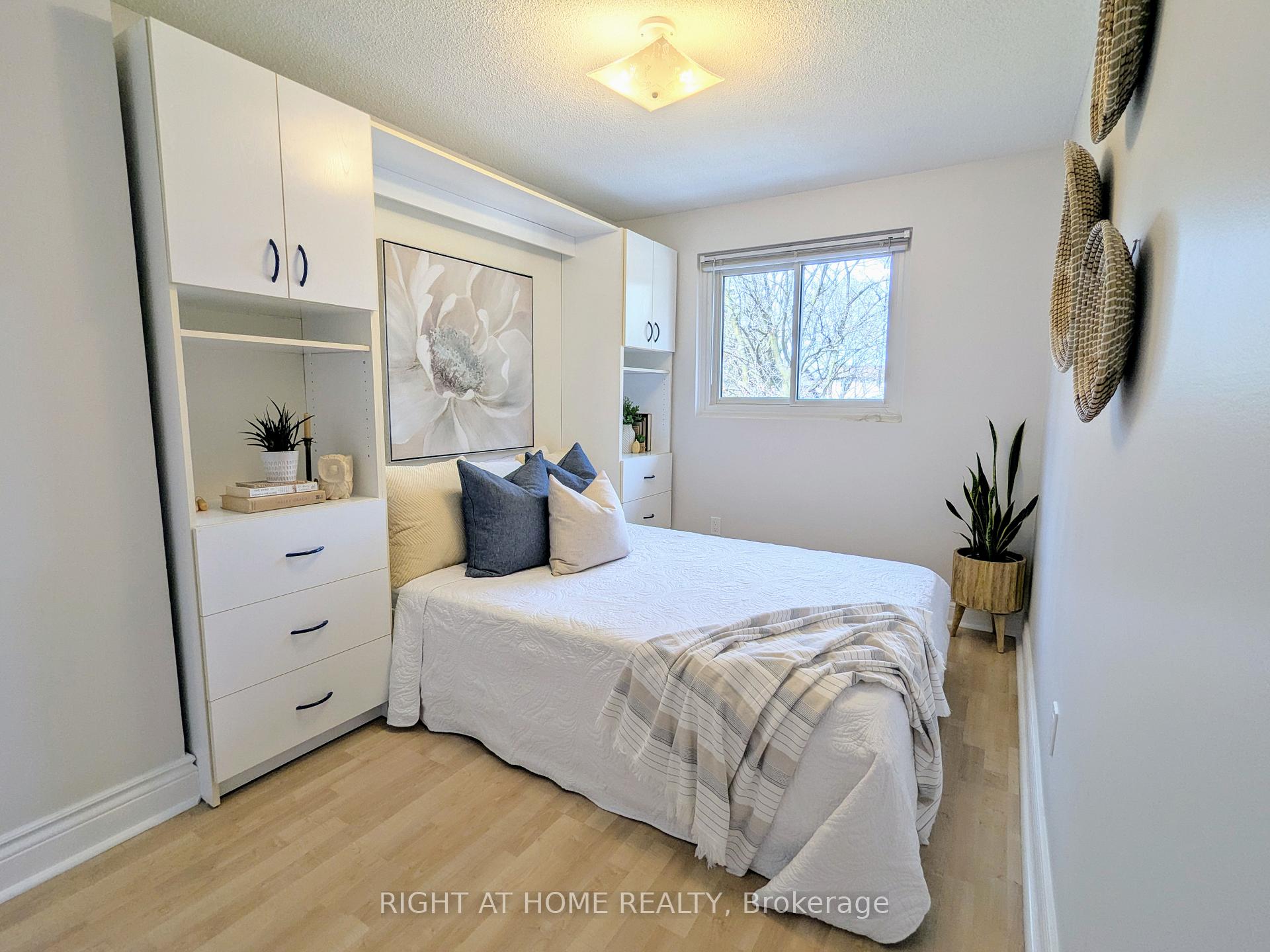 Photo 18 of Unit 10, 945 Burns Street W, Whitby, Lynde Creek — HOMEH