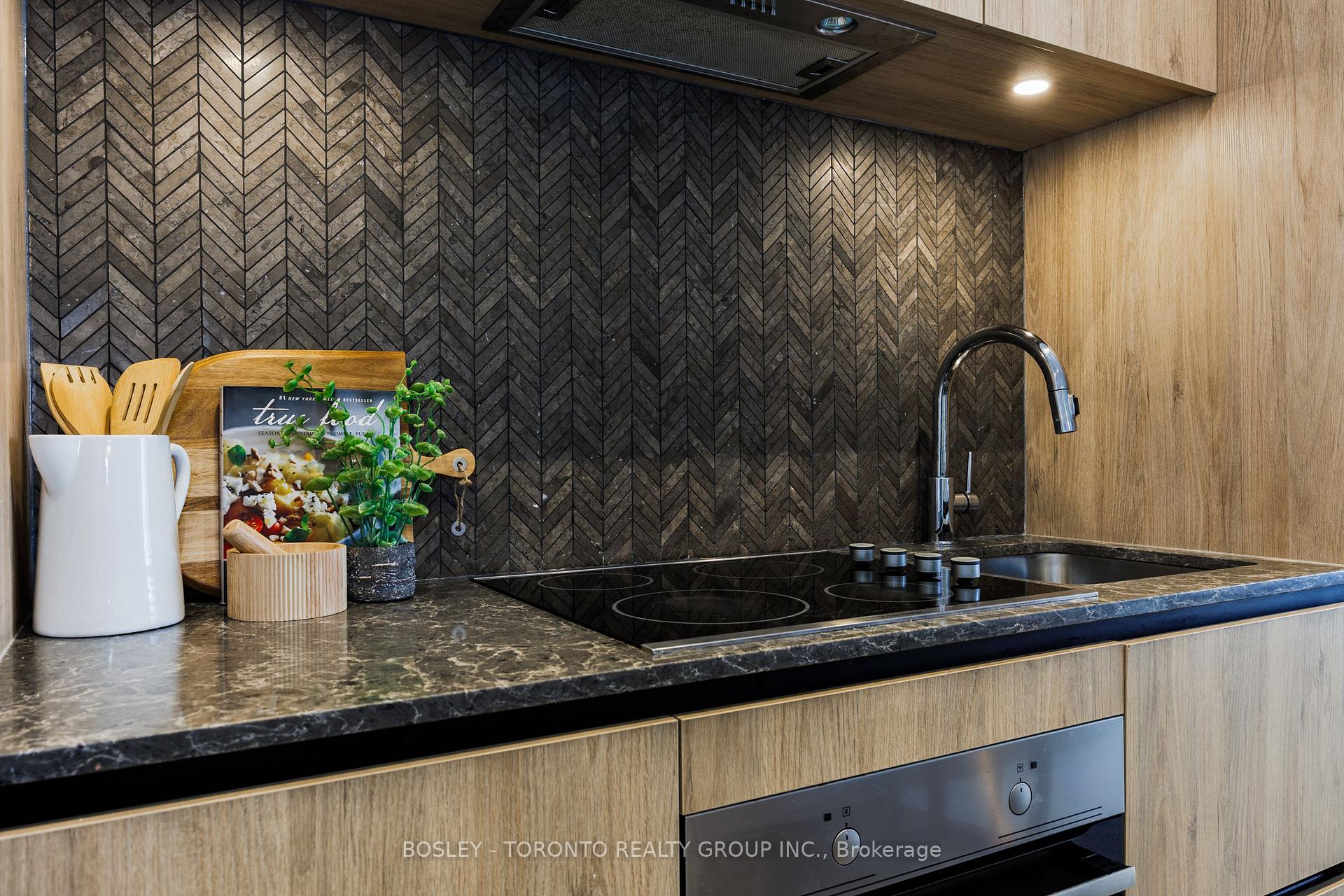 Photo 36 of Unit 2410, 225 Sumach Street, Toronto, Regent Park — HOMEH