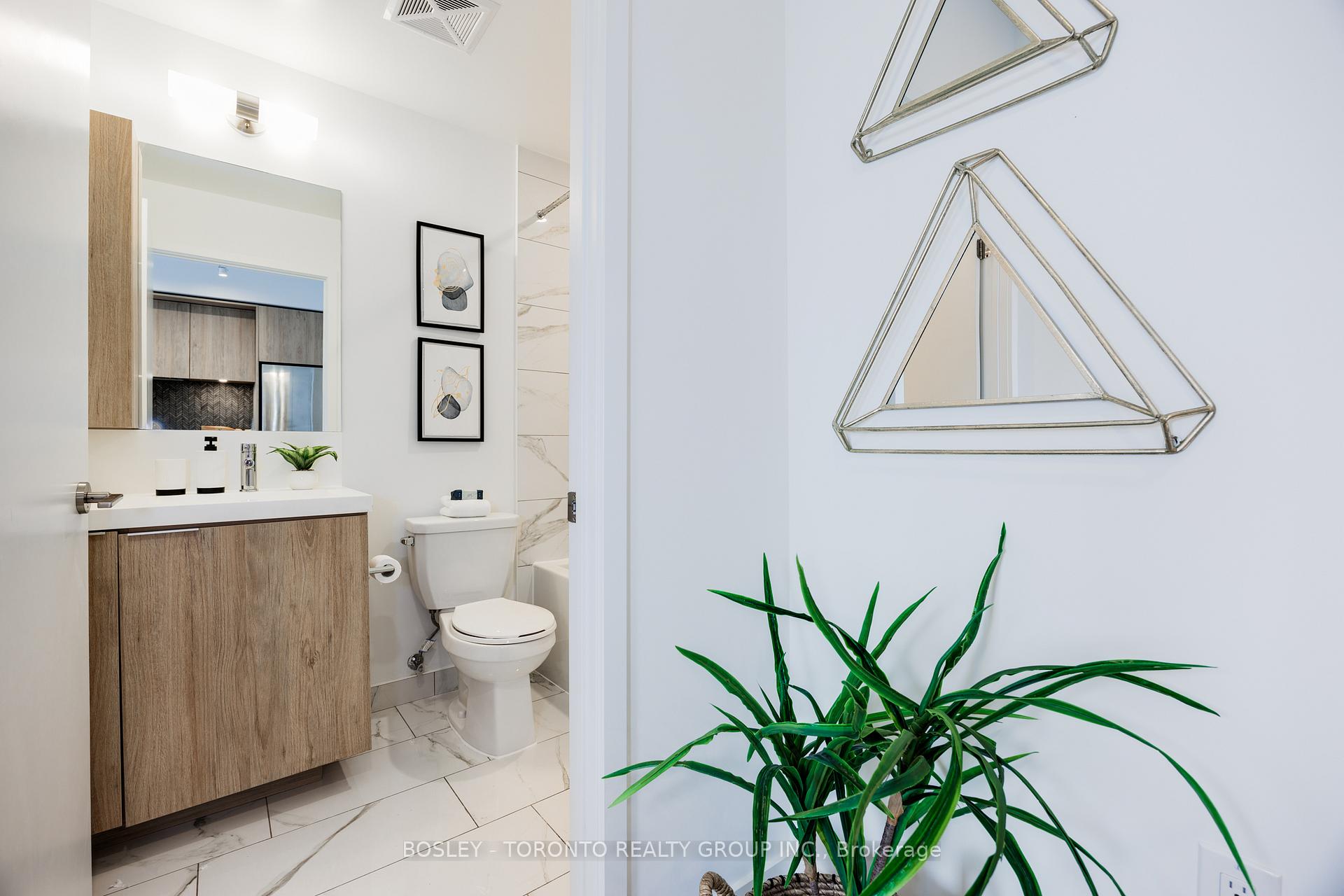Photo 15 of Unit 2410, 225 Sumach Street, Toronto, Regent Park — HOMEH