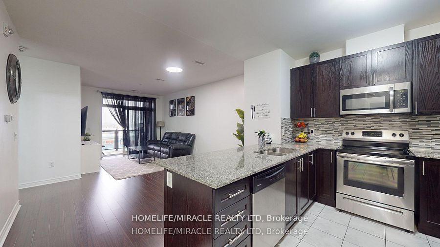 Photo 4 of Unit 403, 7325 Markham Road, Markham, Cedarwood — HOMEH