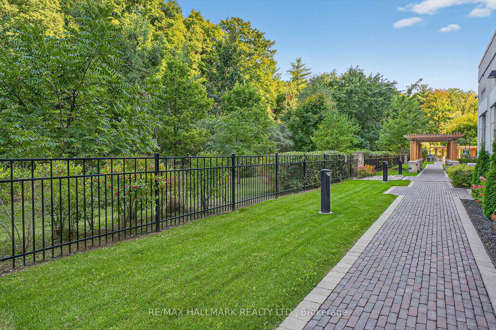 Photo 36 of Unit 203, 9909 Pine Valley Drive, Vaughan, Vellore Village — HOMEH