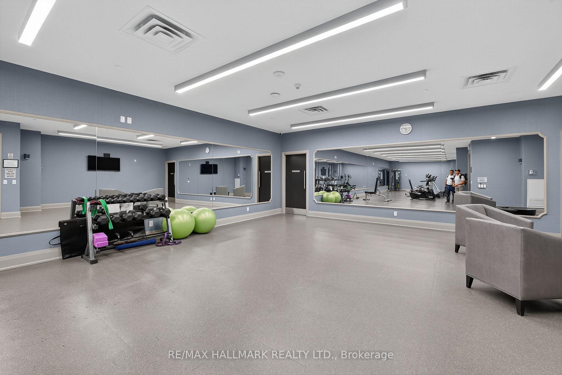 Photo 33 of Unit 203, 9909 Pine Valley Drive, Vaughan, Vellore Village — HOMEH