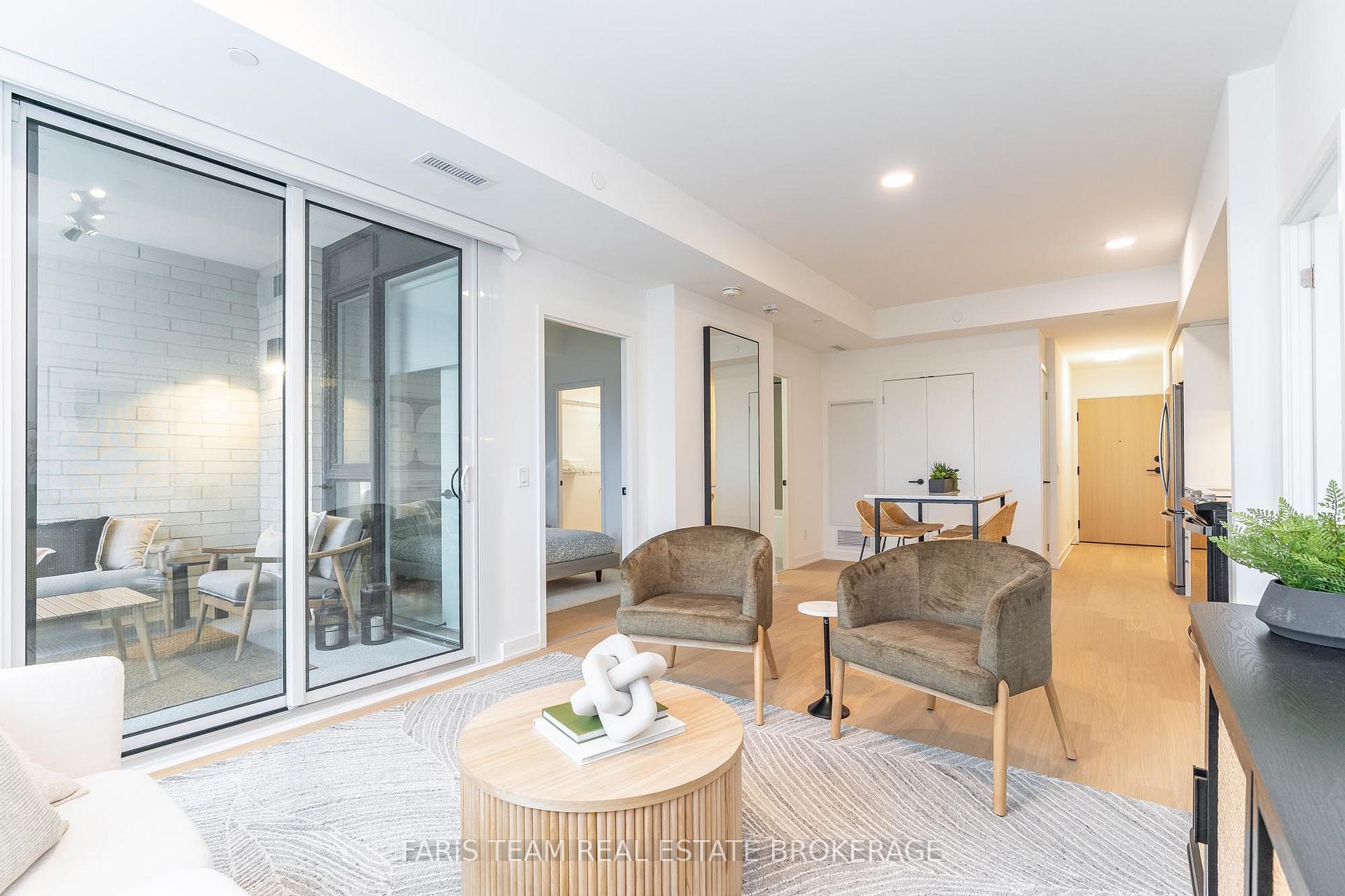 Photo 12 of Unit 325, 31 Huron Street, Collingwood — HOMEH