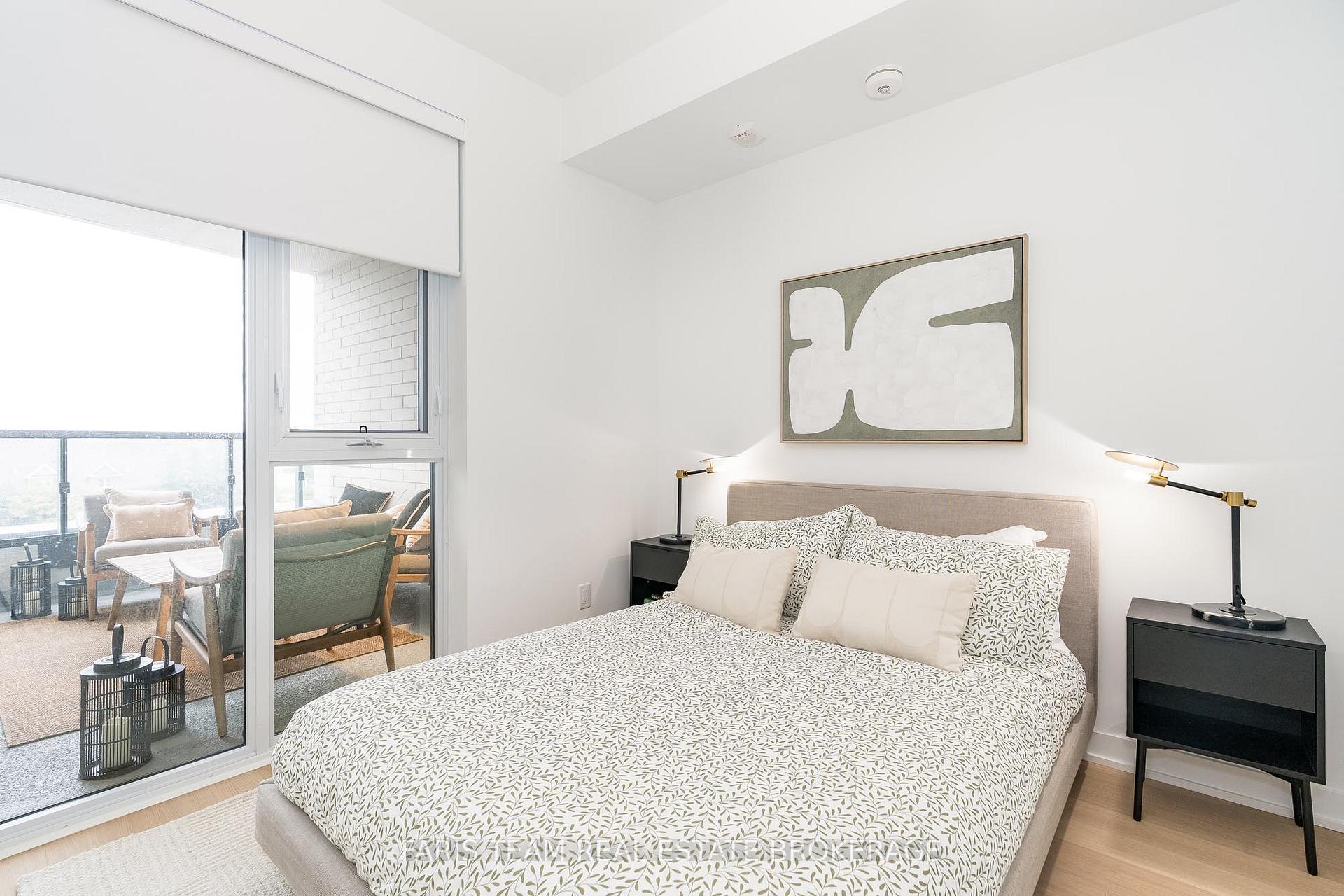 Photo 23 of Unit 325, 31 Huron Street, Collingwood — HOMEH
