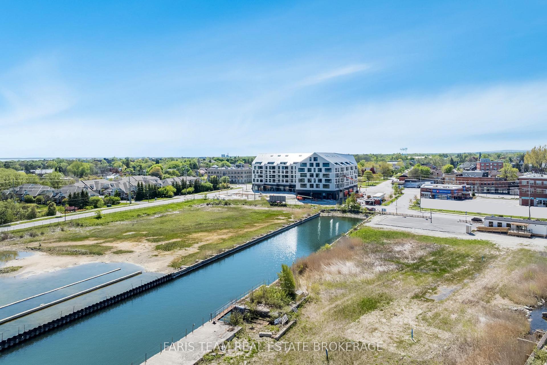 Photo 26 of Unit 325, 31 Huron Street, Collingwood — HOMEH