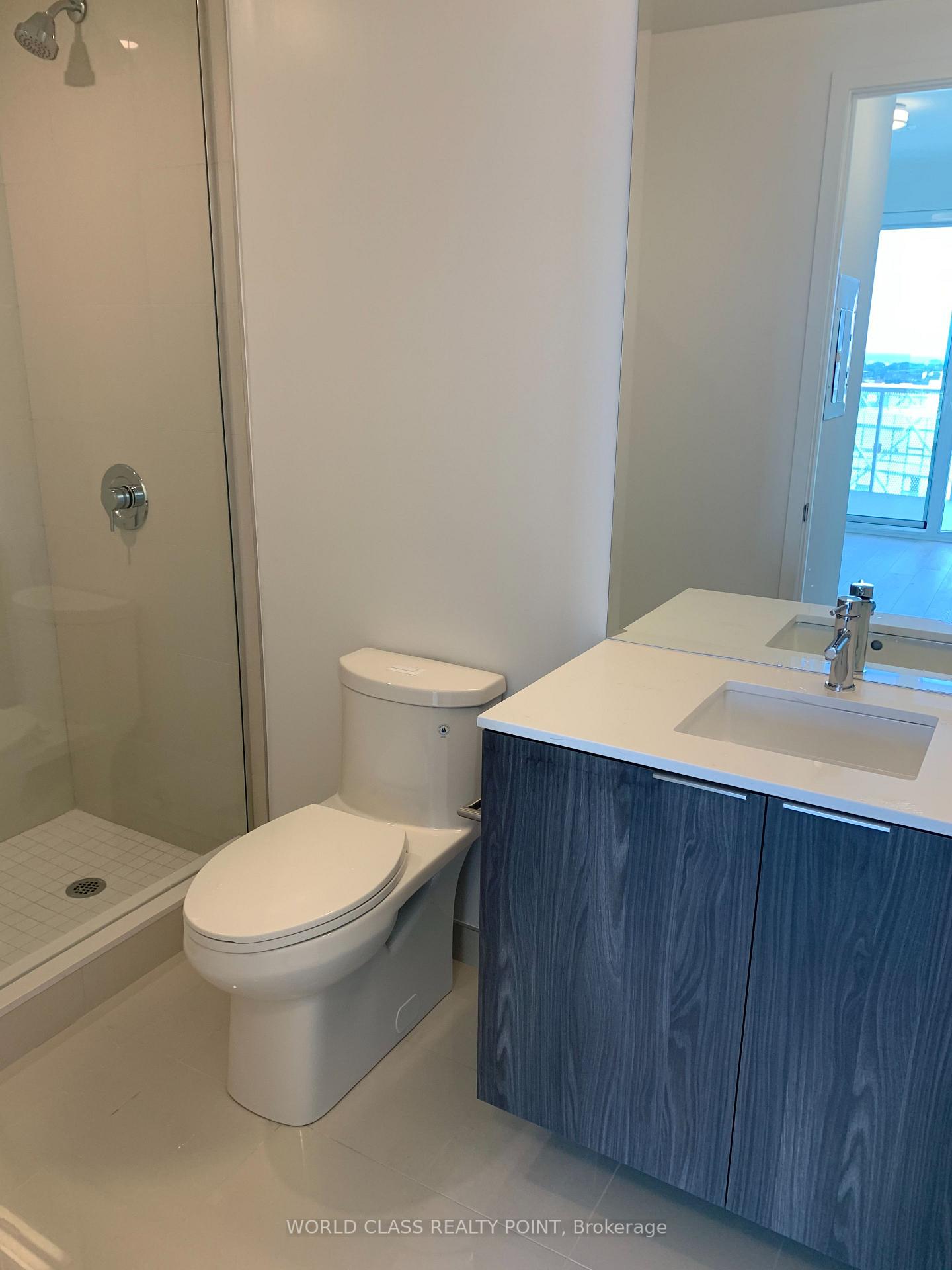 Photo 4 of Unit 1801, 15 Queens Quay E, Toronto, Waterfront Communities — HOMEH