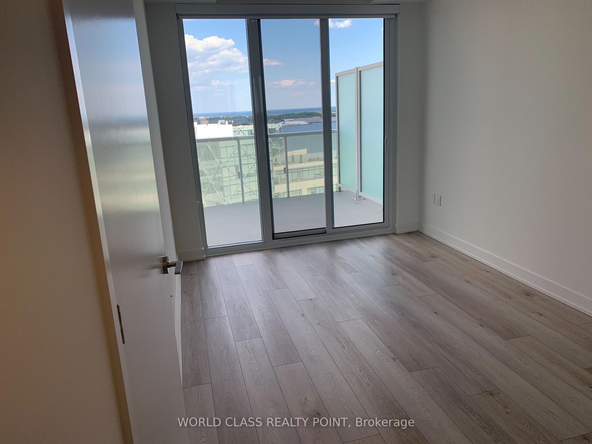 Photo 7 of Unit 1801, 15 Queens Quay E, Toronto, Waterfront Communities — HOMEH