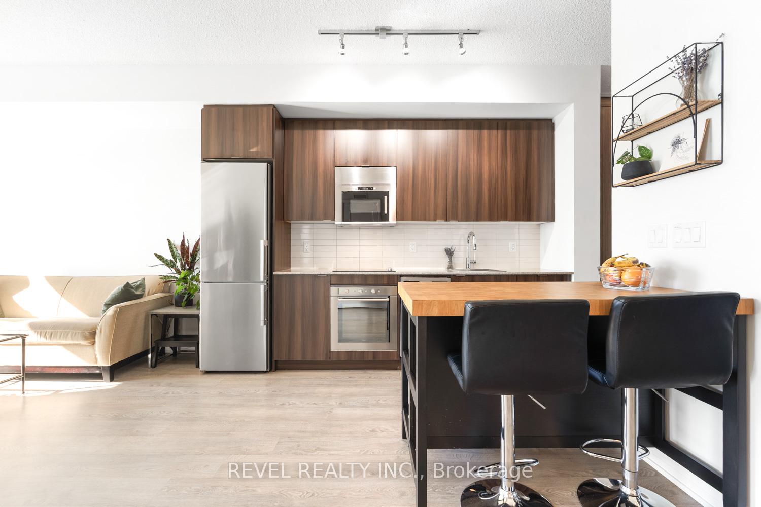 Photo 11 of Unit 2713, 101 Erskine Avenue, Toronto, Mount Pleasant West — HOMEH