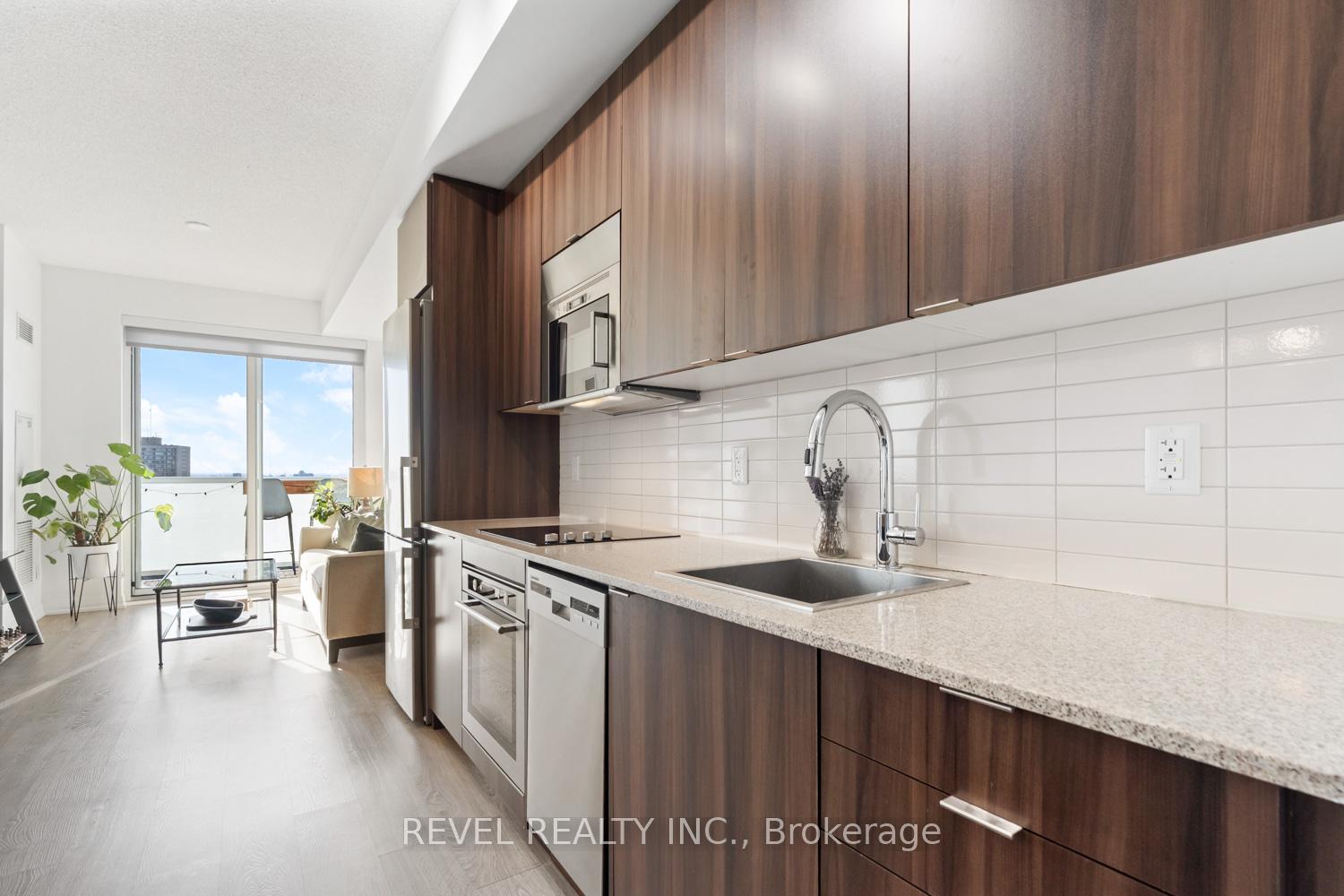 Photo 4 of Unit 2713, 101 Erskine Avenue, Toronto, Mount Pleasant West — HOMEH