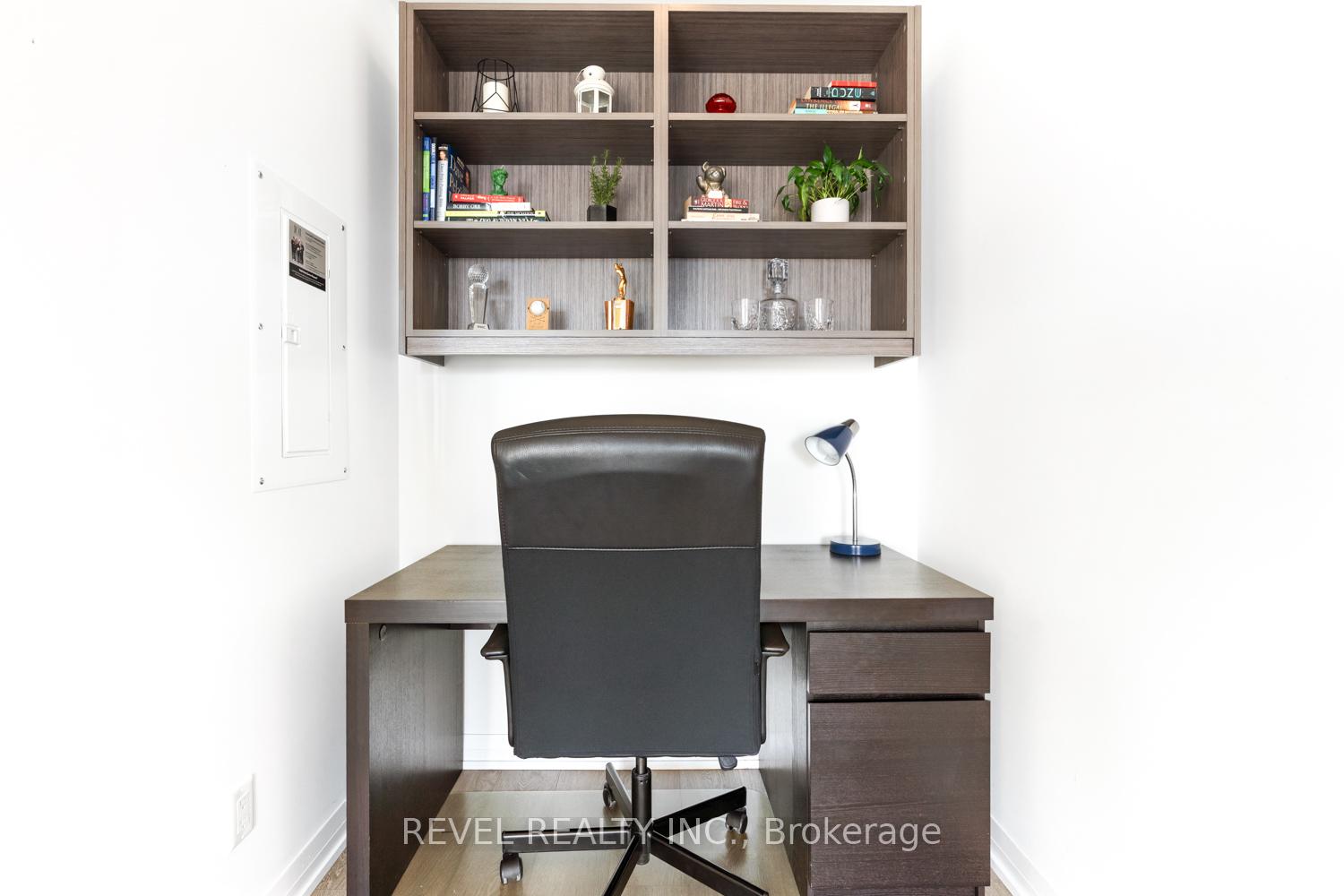 Photo 6 of Unit 2713, 101 Erskine Avenue, Toronto, Mount Pleasant West — HOMEH