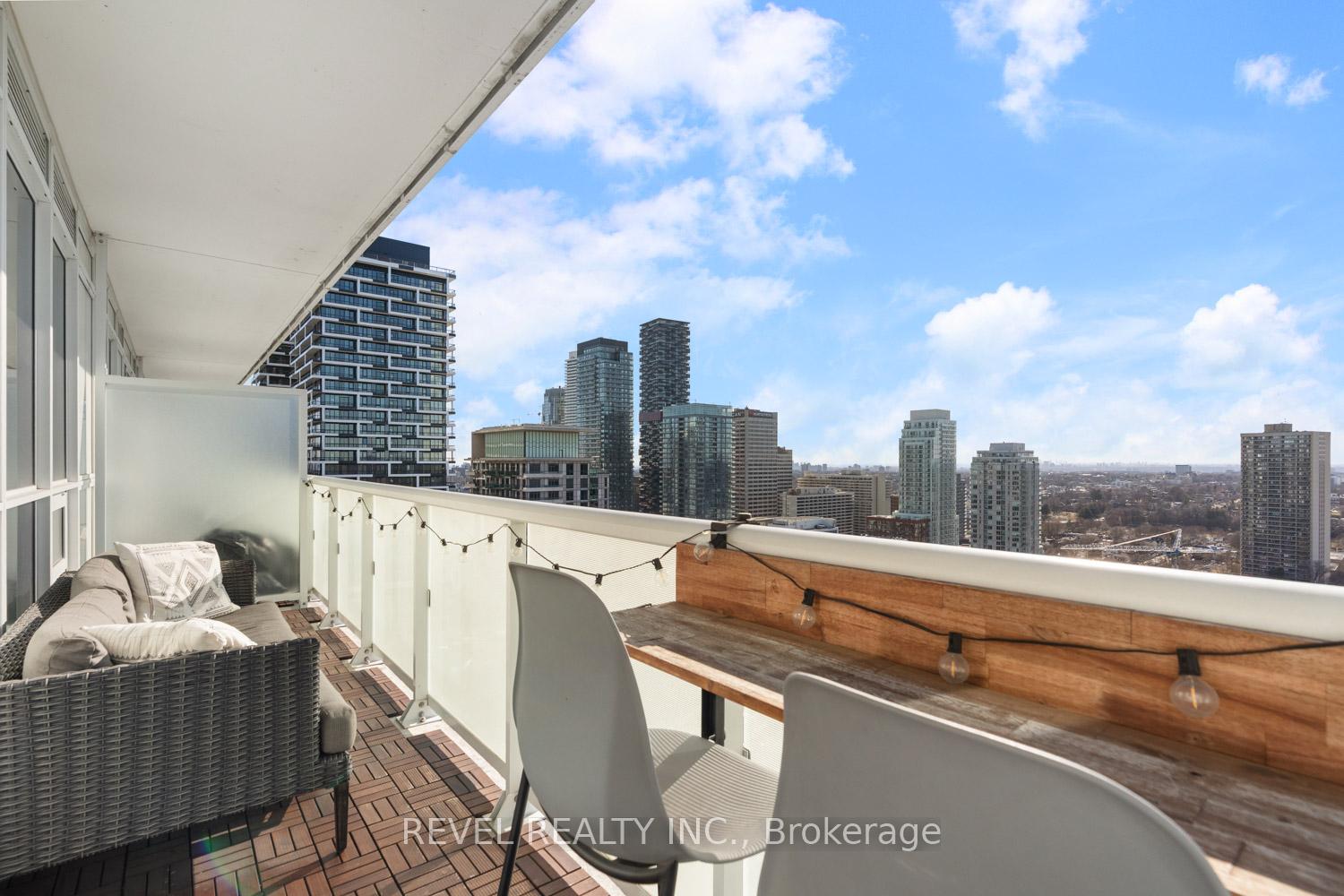Photo 16 of Unit 2713, 101 Erskine Avenue, Toronto, Mount Pleasant West — HOMEH