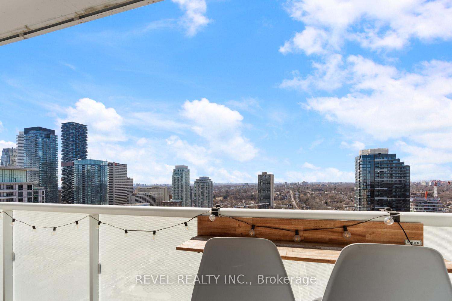 Photo 14 of Unit 2713, 101 Erskine Avenue, Toronto, Mount Pleasant West — HOMEH
