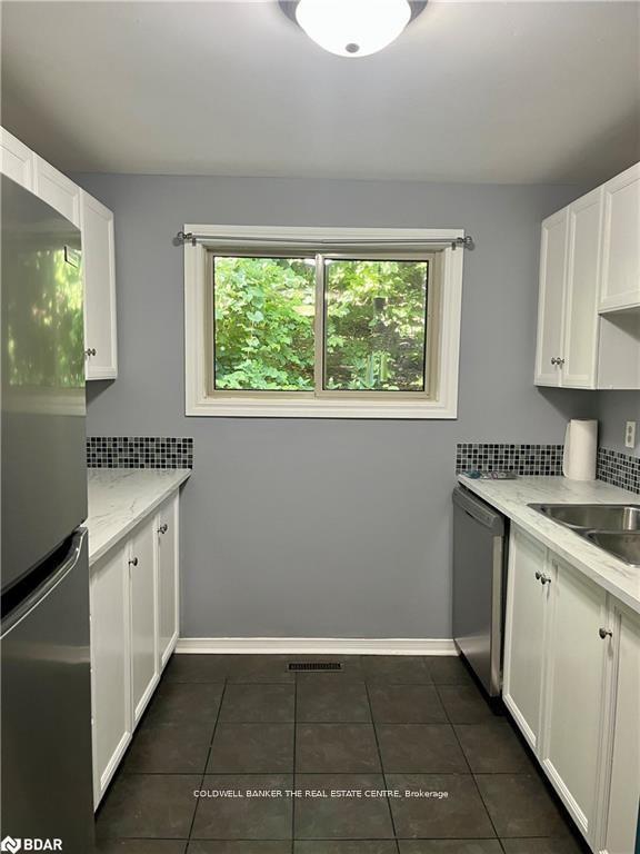 Photo 6 of 42 Shadowoood Road, Springwater, Rural Springwater — HOMEH