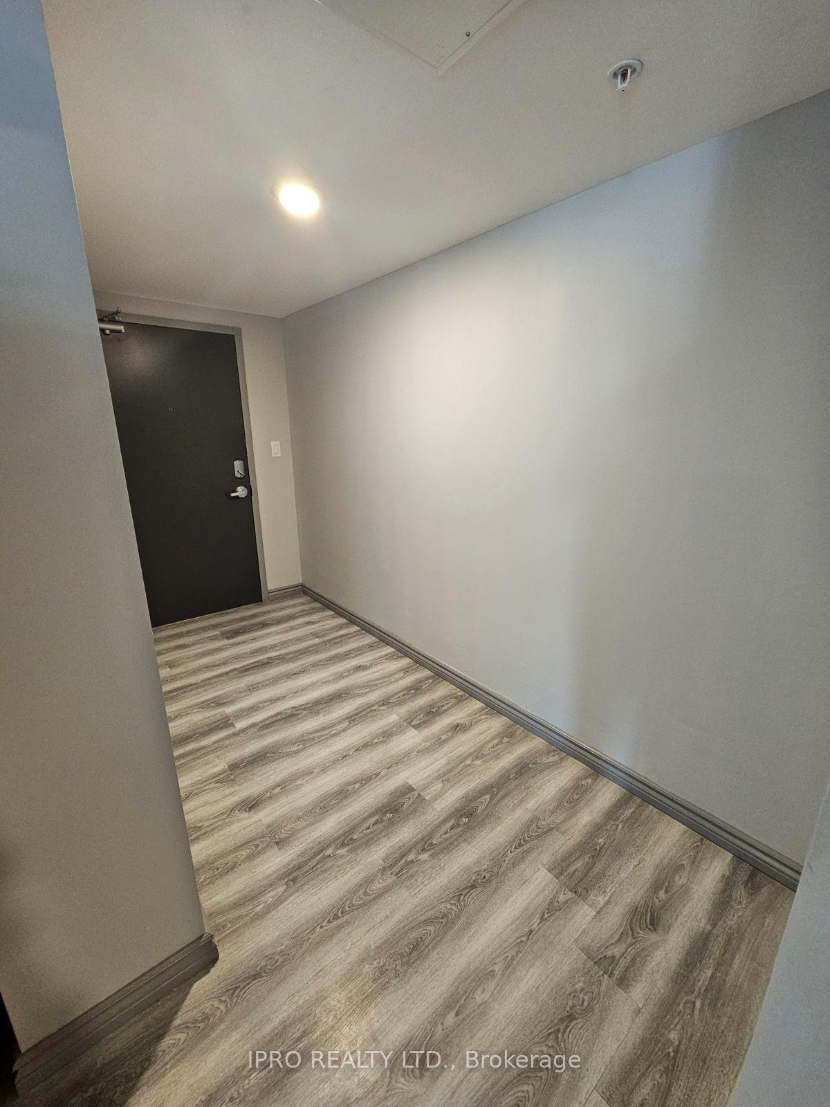 Photo 4 of Unit H505, 275 Larch Street, Waterloo — HOMEH