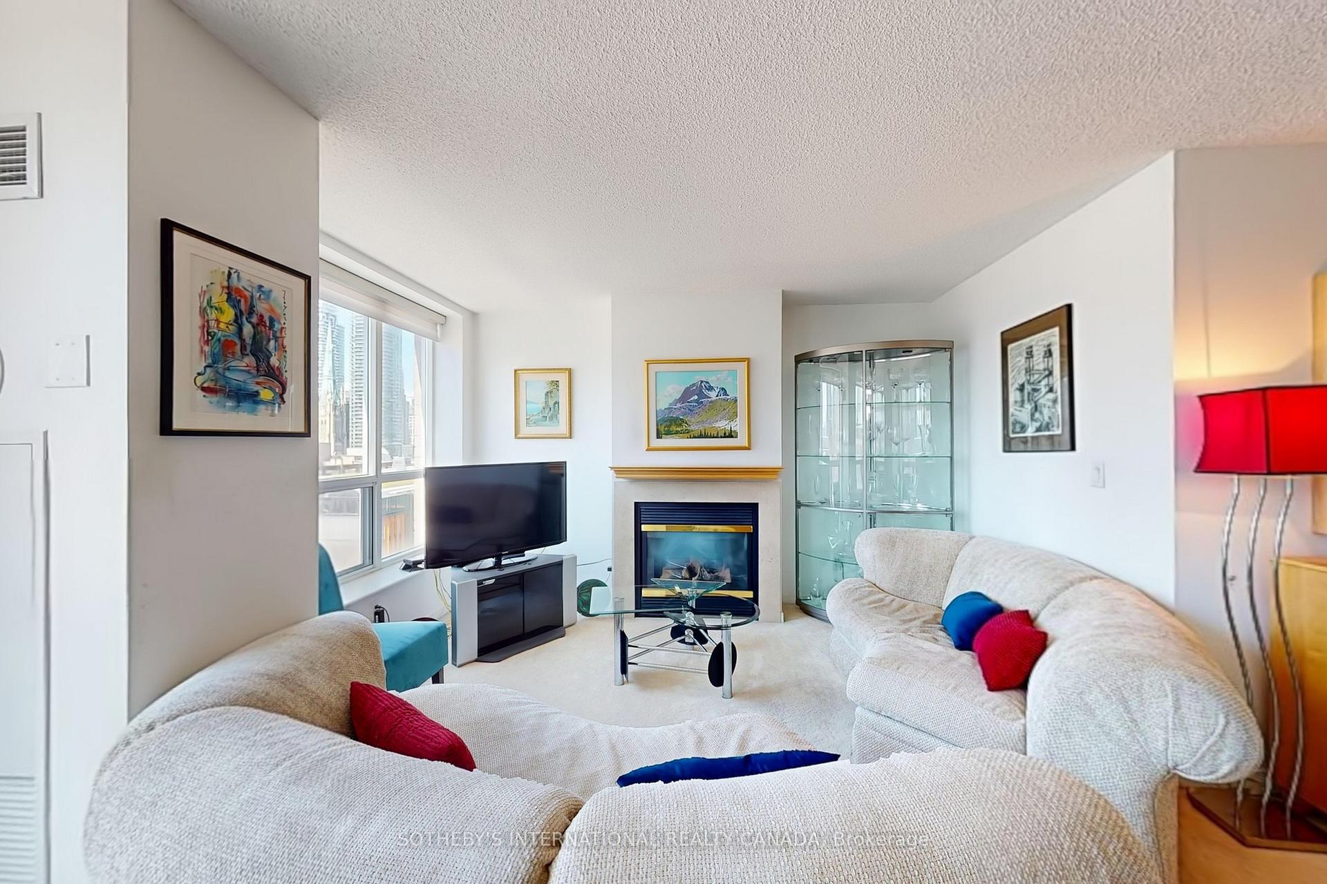 Photo 14 of Unit PH39, 109 Front Street E, Toronto, Waterfront Communities — HOMEH