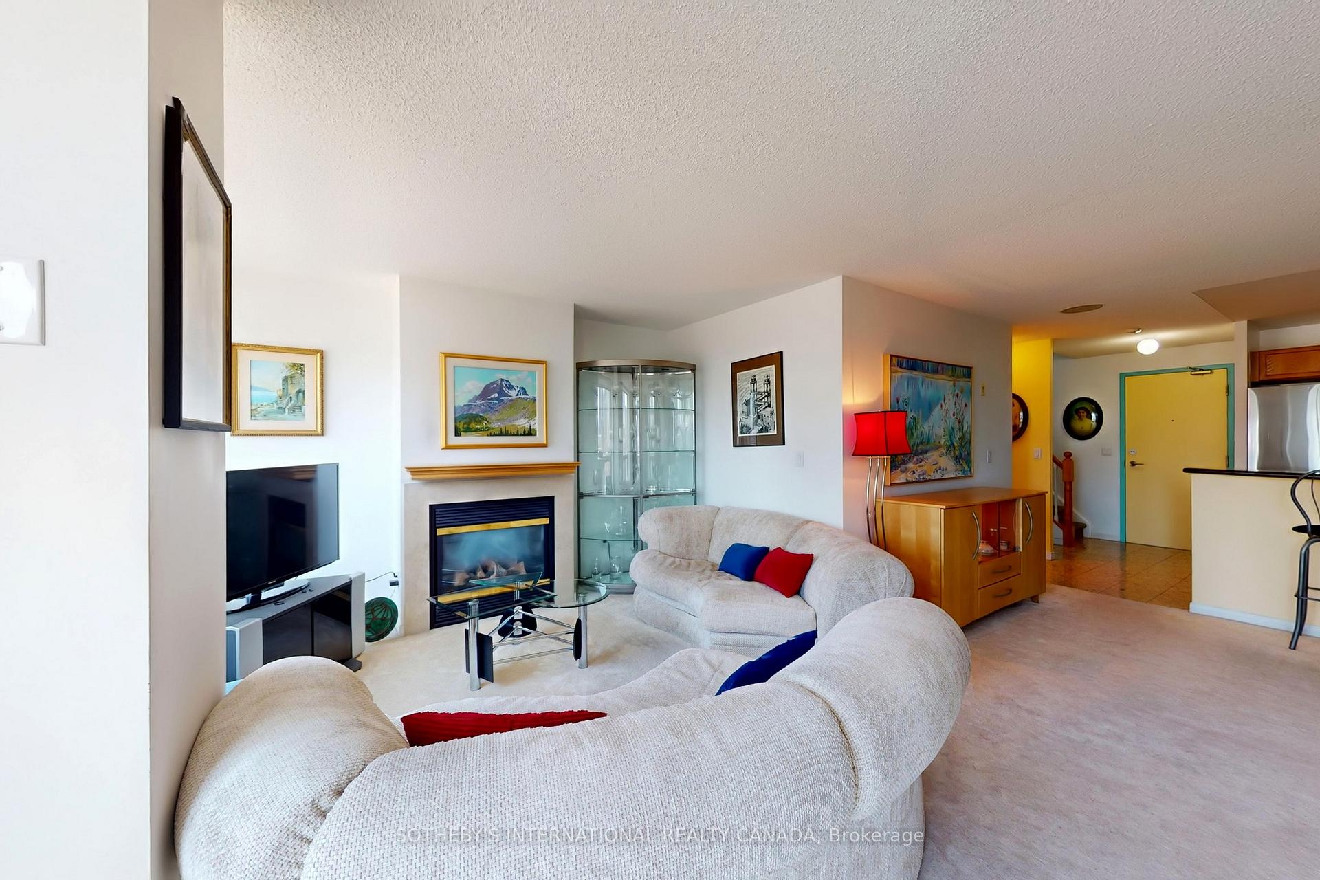 Photo 3 of Unit PH39, 109 Front Street E, Toronto, Waterfront Communities — HOMEH