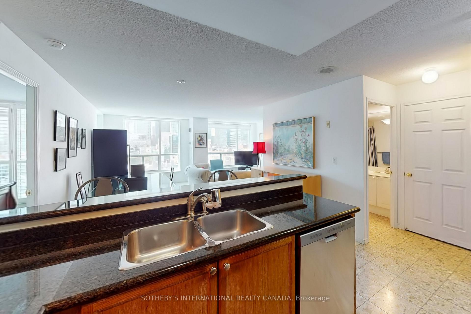 Photo 6 of Unit PH39, 109 Front Street E, Toronto, Waterfront Communities — HOMEH