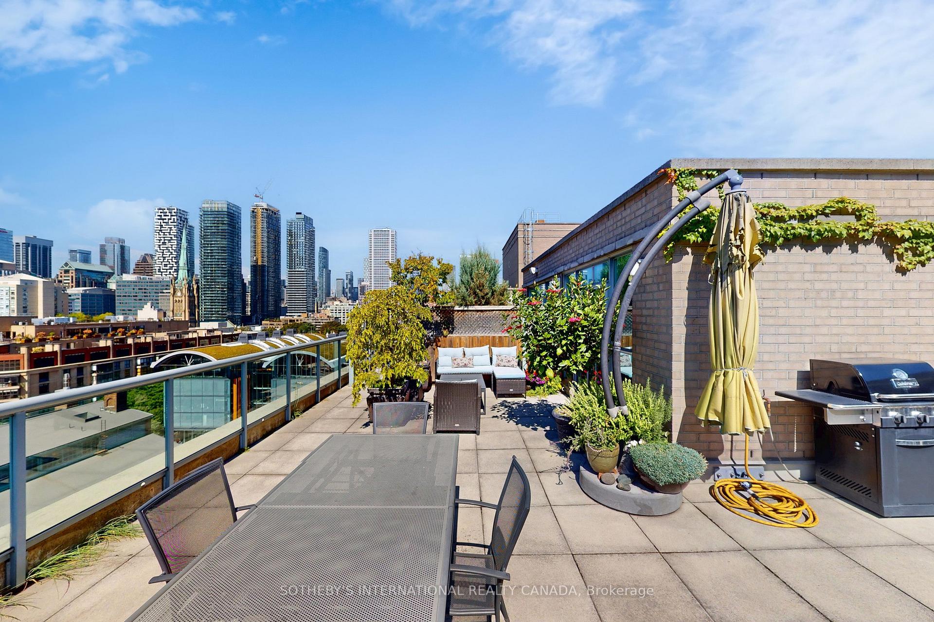 Photo 25 of Unit PH39, 109 Front Street E, Toronto, Waterfront Communities — HOMEH