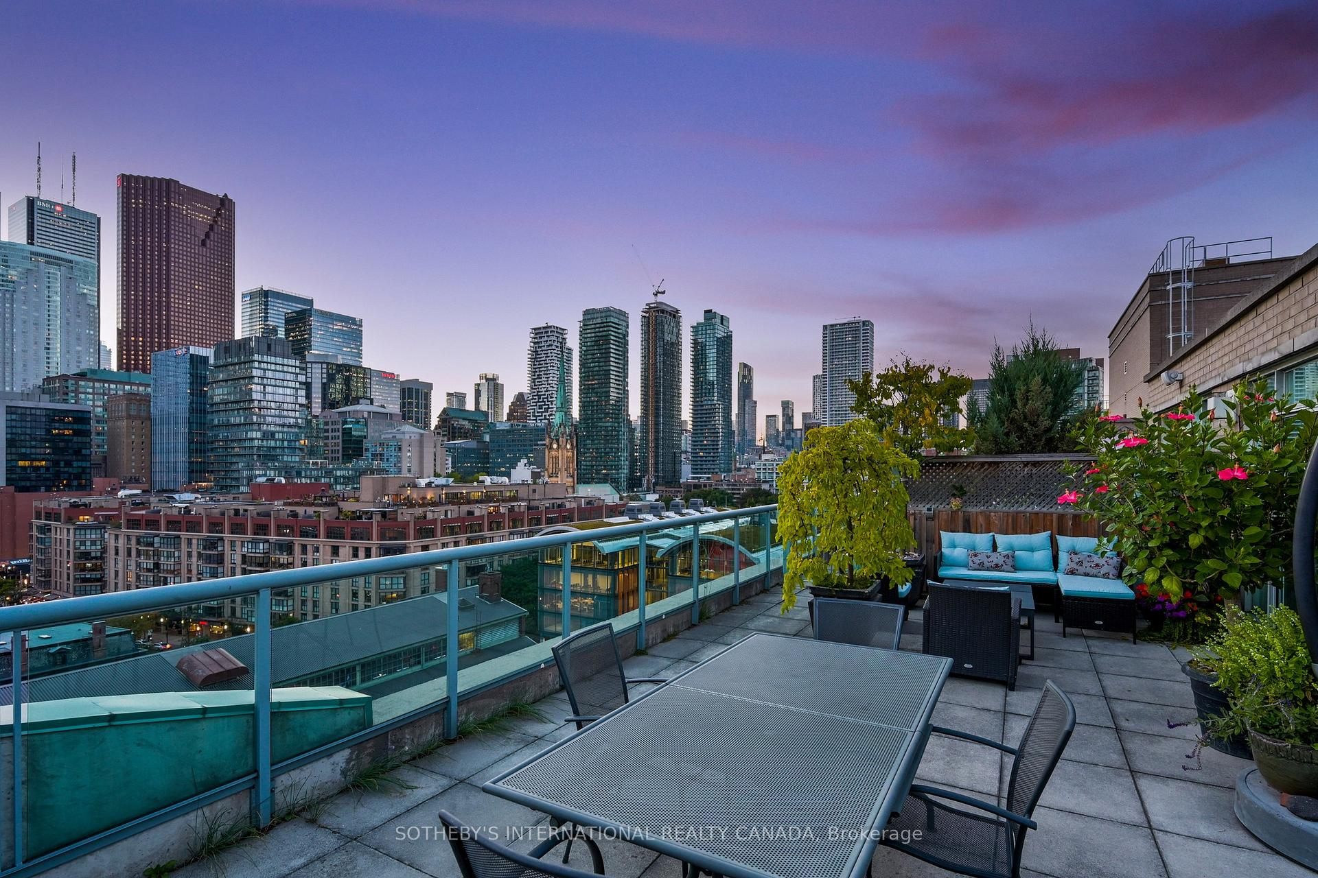 Photo 38 of Unit PH39, 109 Front Street E, Toronto, Waterfront Communities — HOMEH