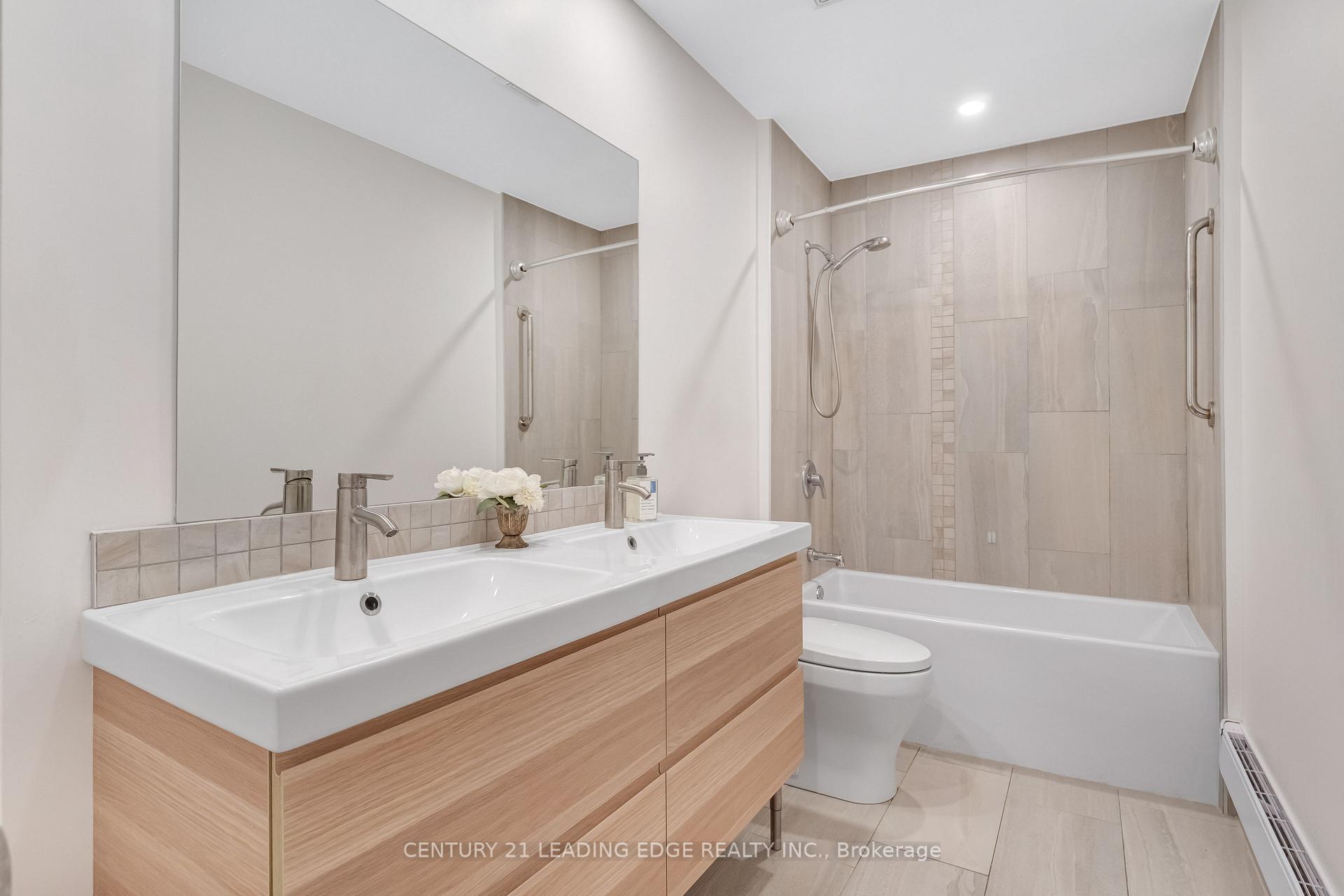 Photo 17 of Unit 4, 116 Wales Avenue, Markham, Old Markham Village — HOMEH