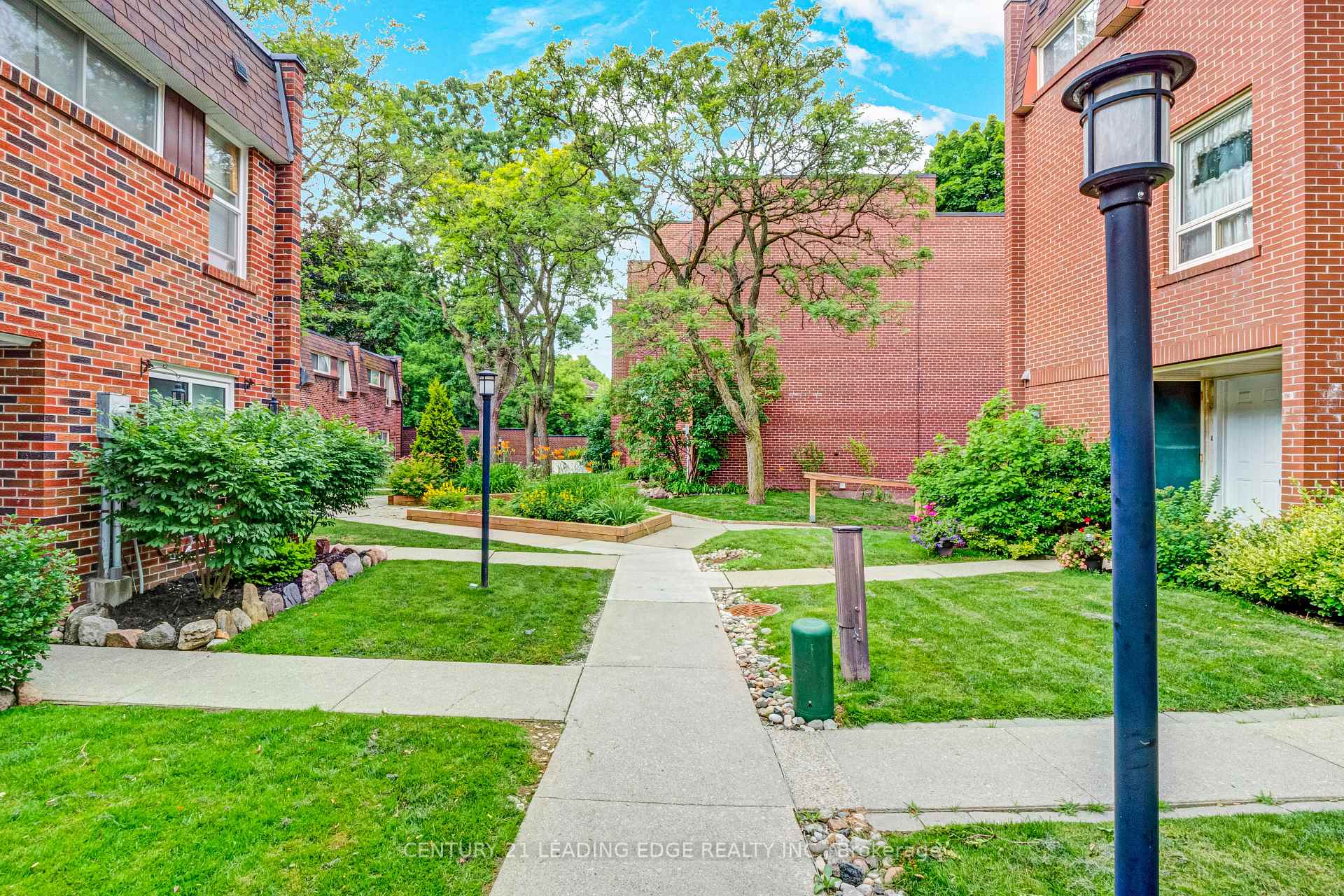 Photo 34 of Unit 4, 116 Wales Avenue, Markham, Old Markham Village — HOMEH