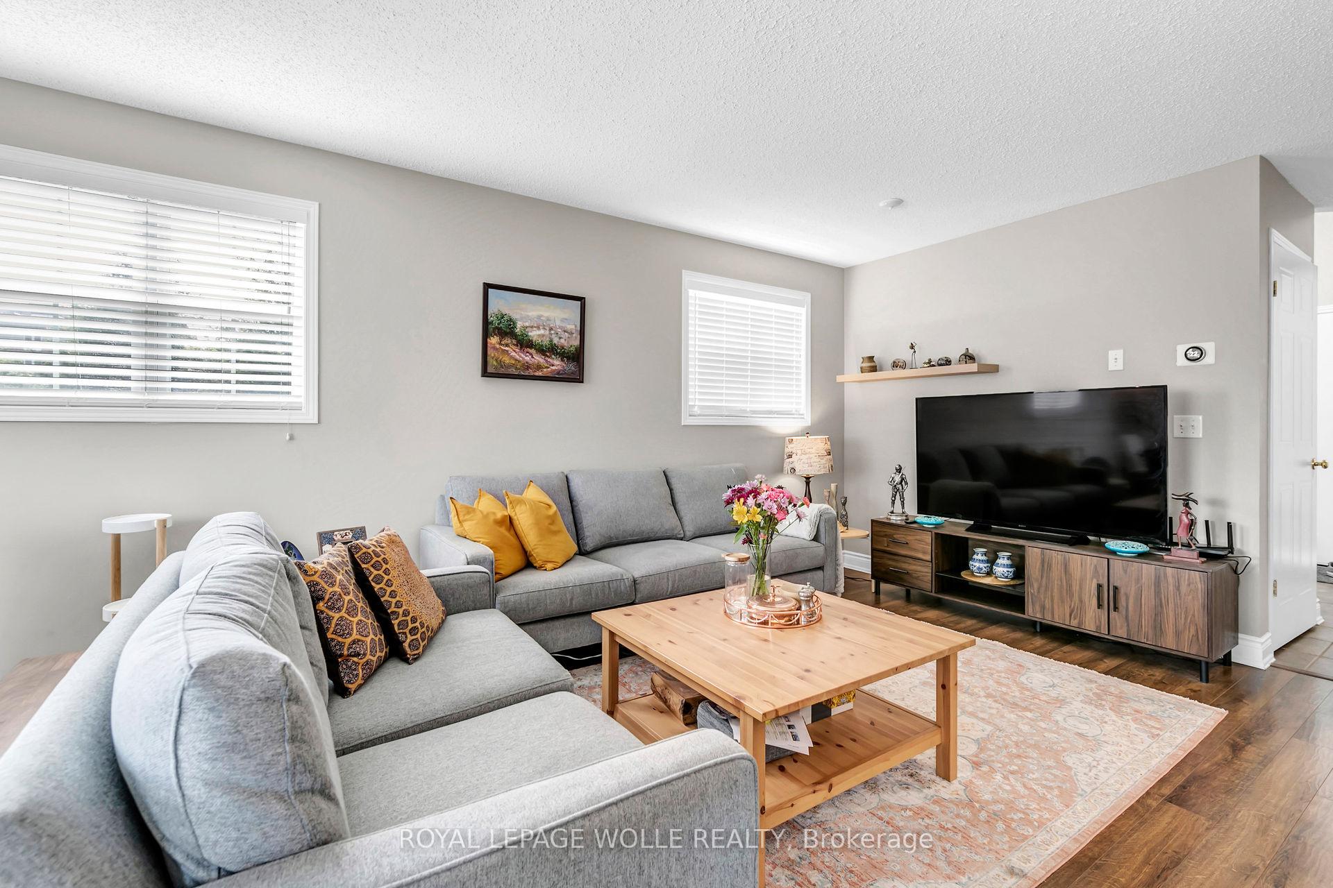 Photo 7 of 58 Eugene Drive, Guelph, Pineridge/Westminster Woods — HOMEH