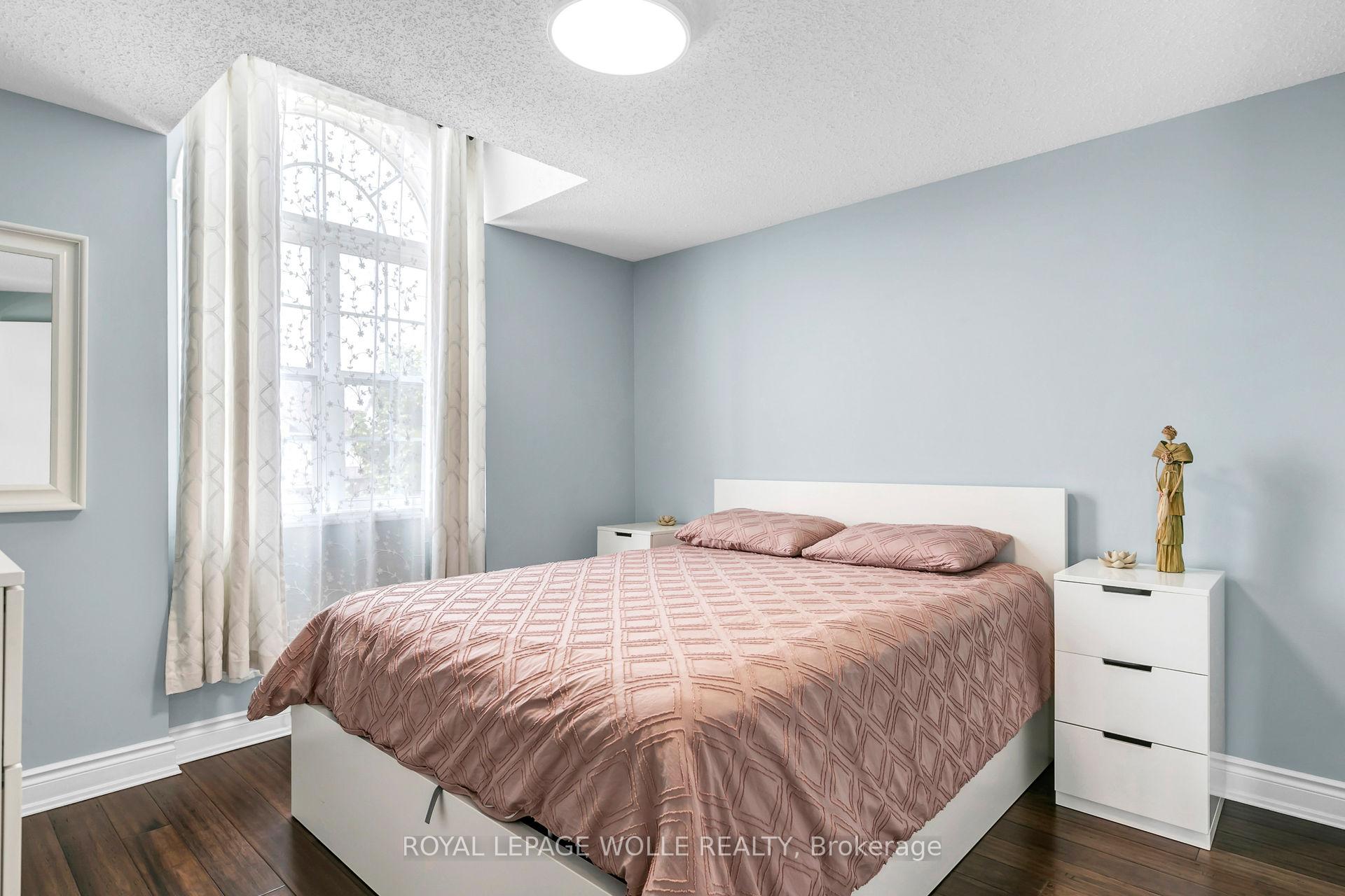 Photo 15 of 58 Eugene Drive, Guelph, Pineridge/Westminster Woods — HOMEH