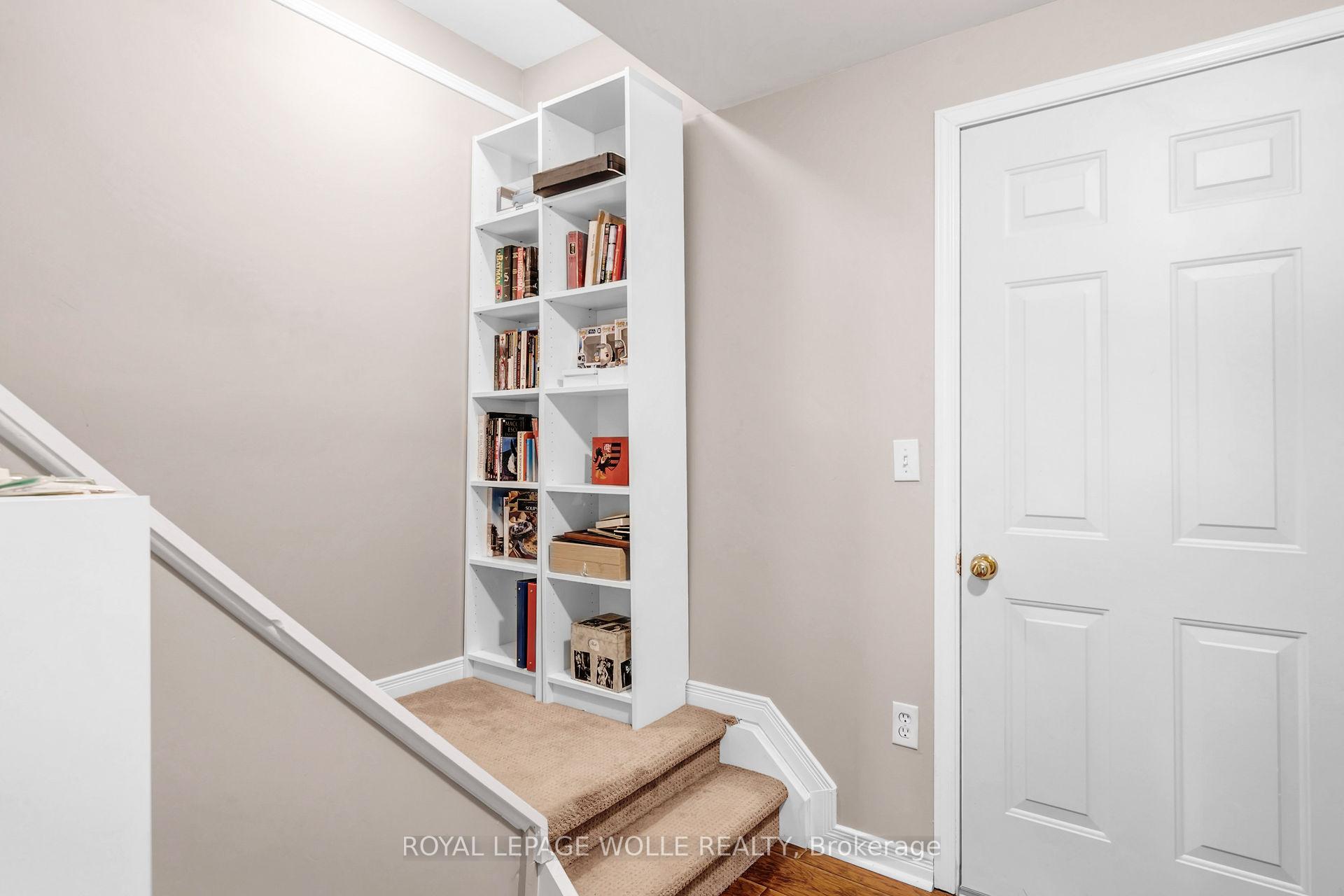 Photo 21 of 58 Eugene Drive, Guelph, Pineridge/Westminster Woods — HOMEH