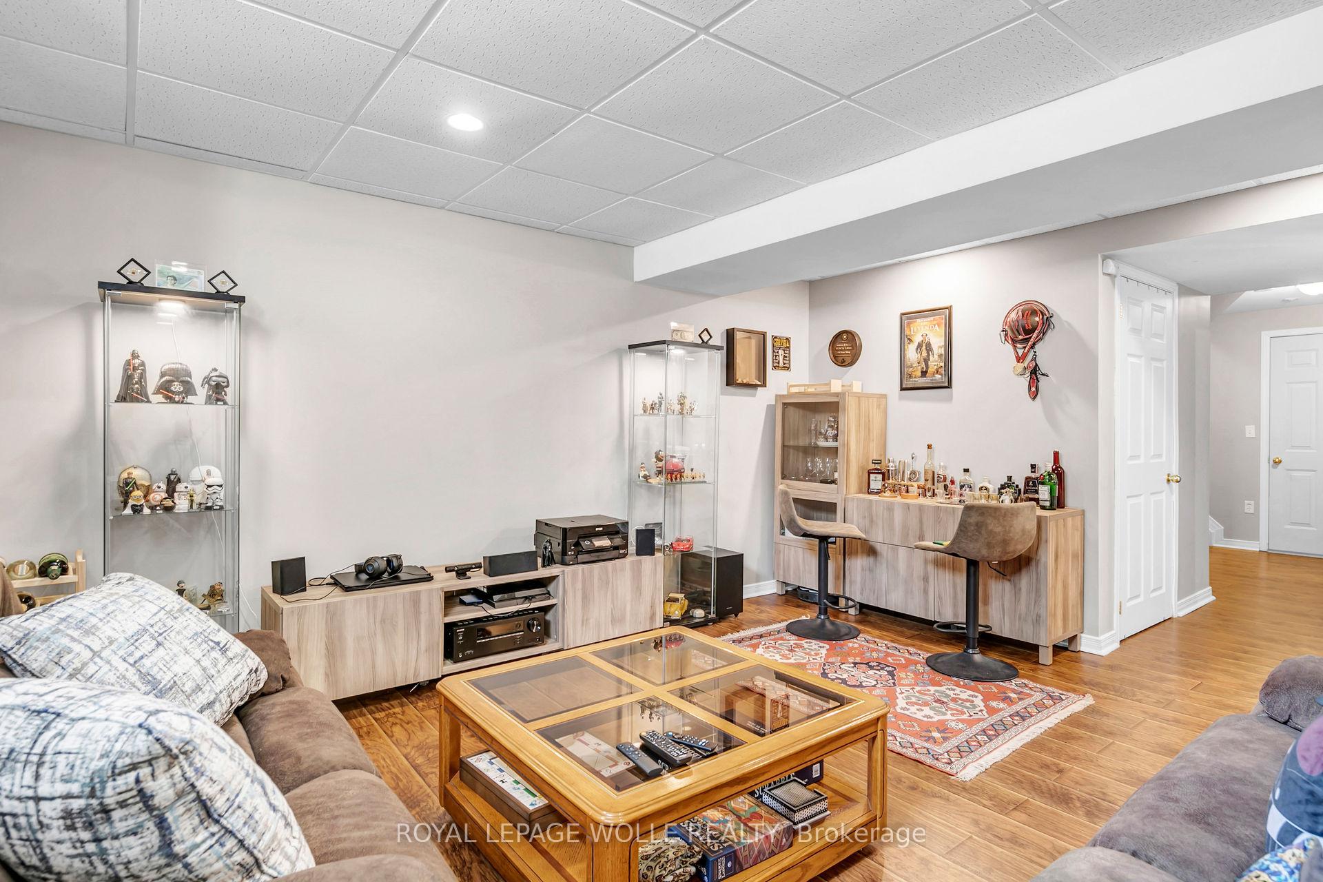 Photo 24 of 58 Eugene Drive, Guelph, Pineridge/Westminster Woods — HOMEH