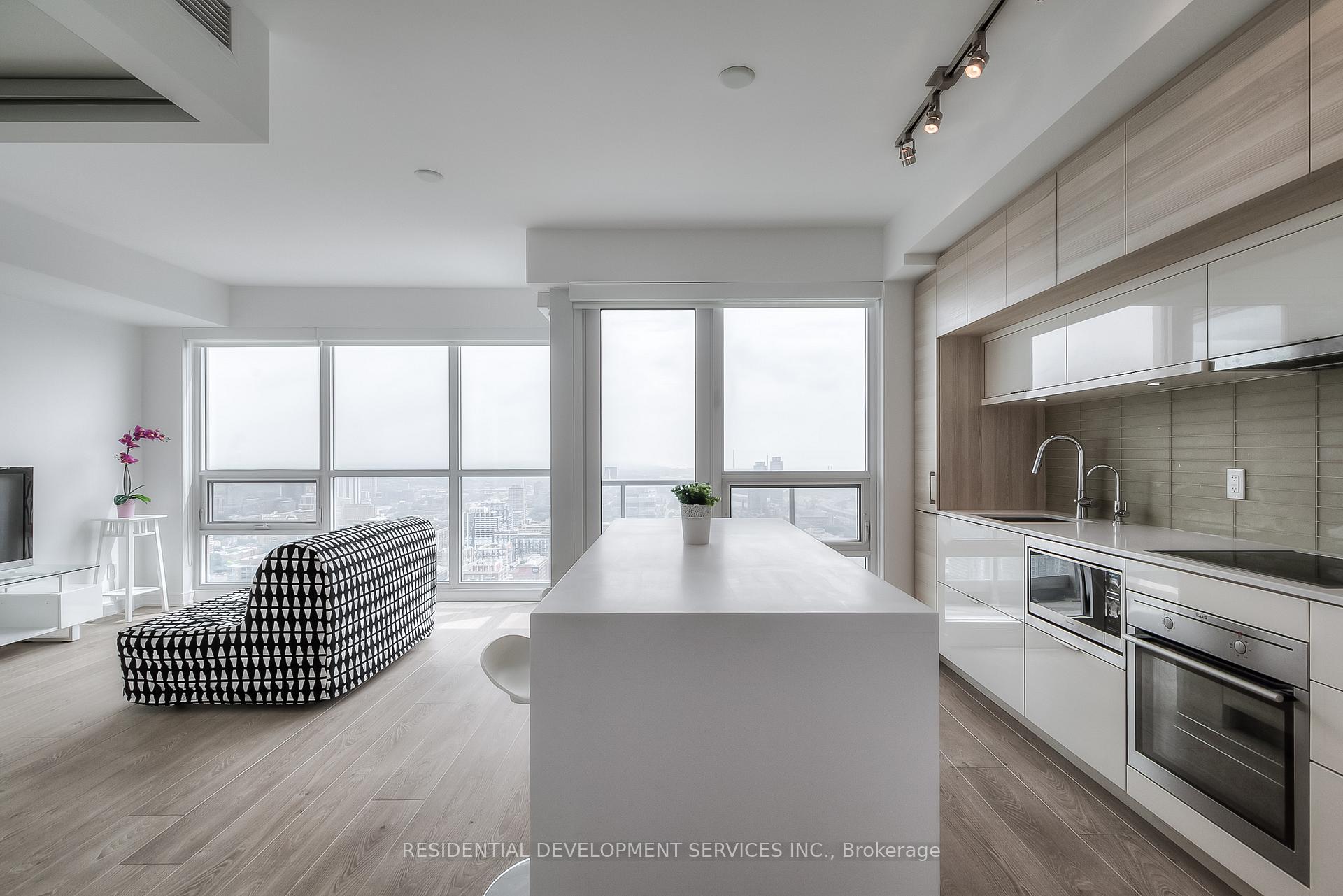 Photo 7 of Unit 4306, 88 Scott Street, Toronto, Church-Yonge Corridor — HOMEH