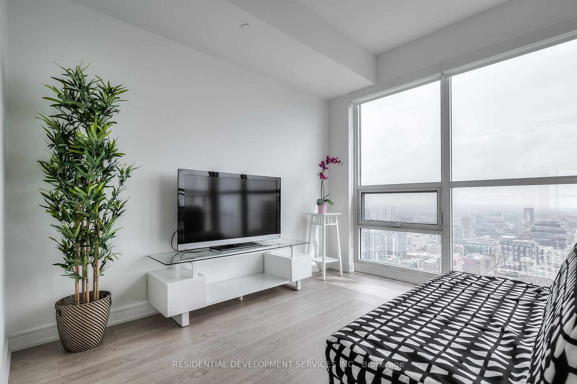 Photo 19 of Unit 4306, 88 Scott Street, Toronto, Church-Yonge Corridor — HOMEH