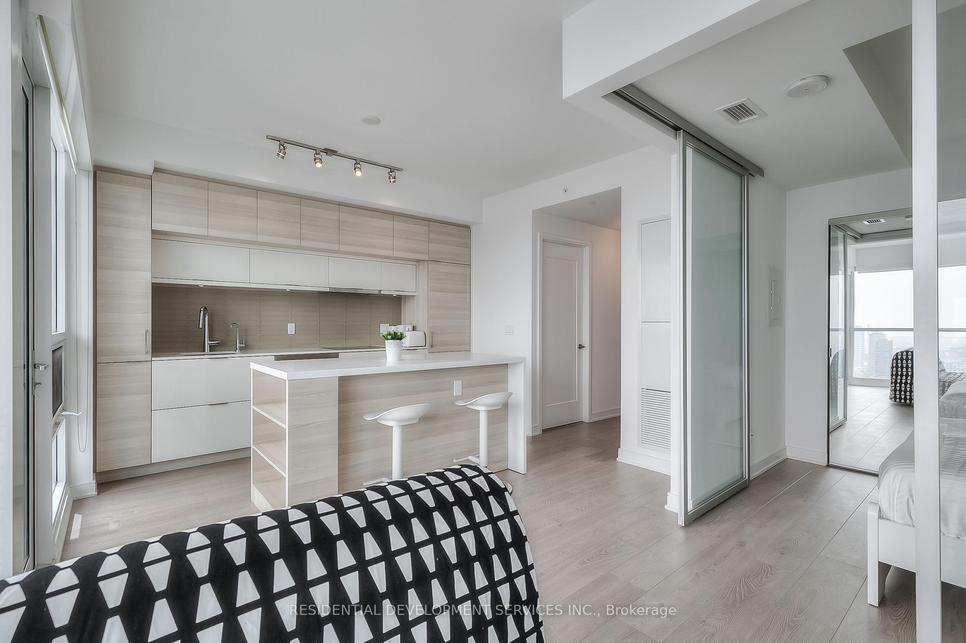 Photo 14 of Unit 4306, 88 Scott Street, Toronto, Church-Yonge Corridor — HOMEH