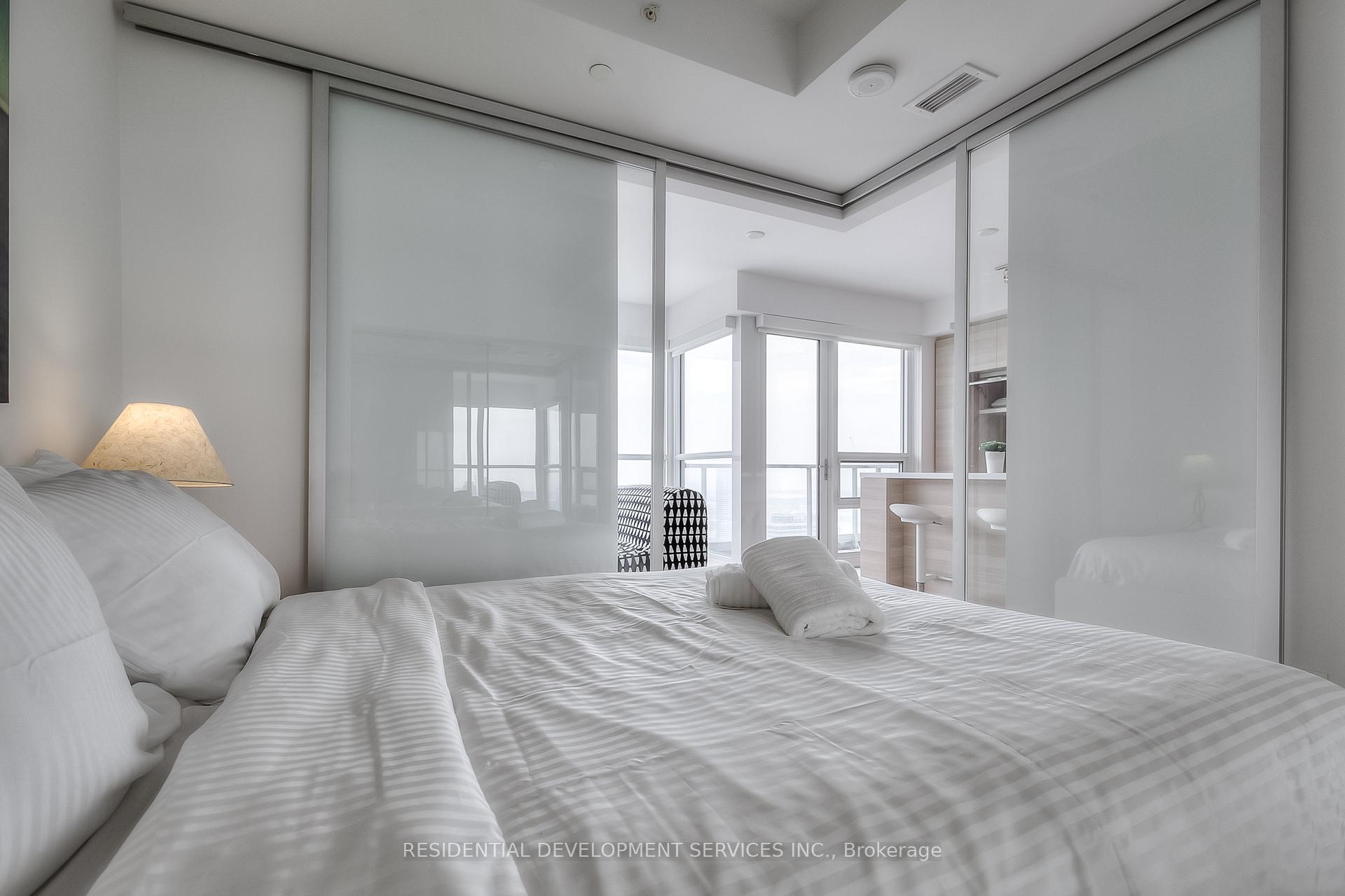 Photo 17 of Unit 4306, 88 Scott Street, Toronto, Church-Yonge Corridor — HOMEH