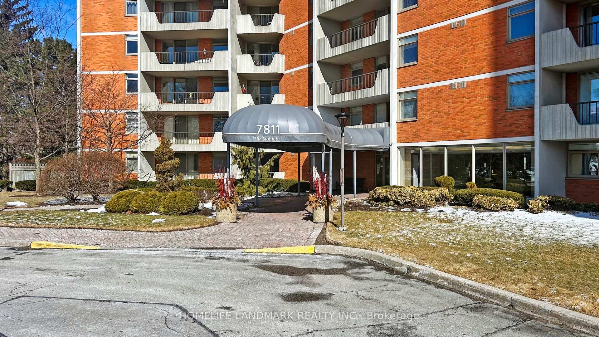 Photo 1 of Unit 309, 7811 Yonge Street, Markham, Thornhill — HOMEH