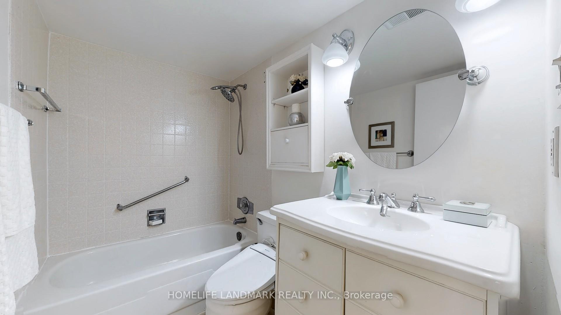 Photo 25 of Unit 309, 7811 Yonge Street, Markham, Thornhill — HOMEH