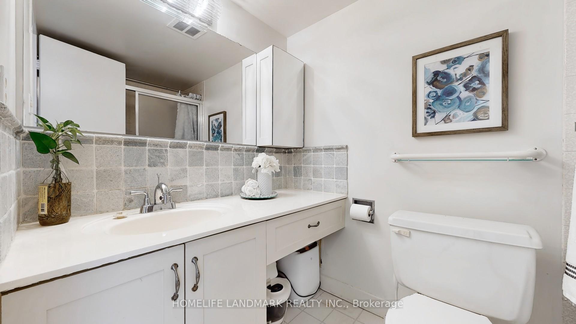 Photo 29 of Unit 309, 7811 Yonge Street, Markham, Thornhill — HOMEH