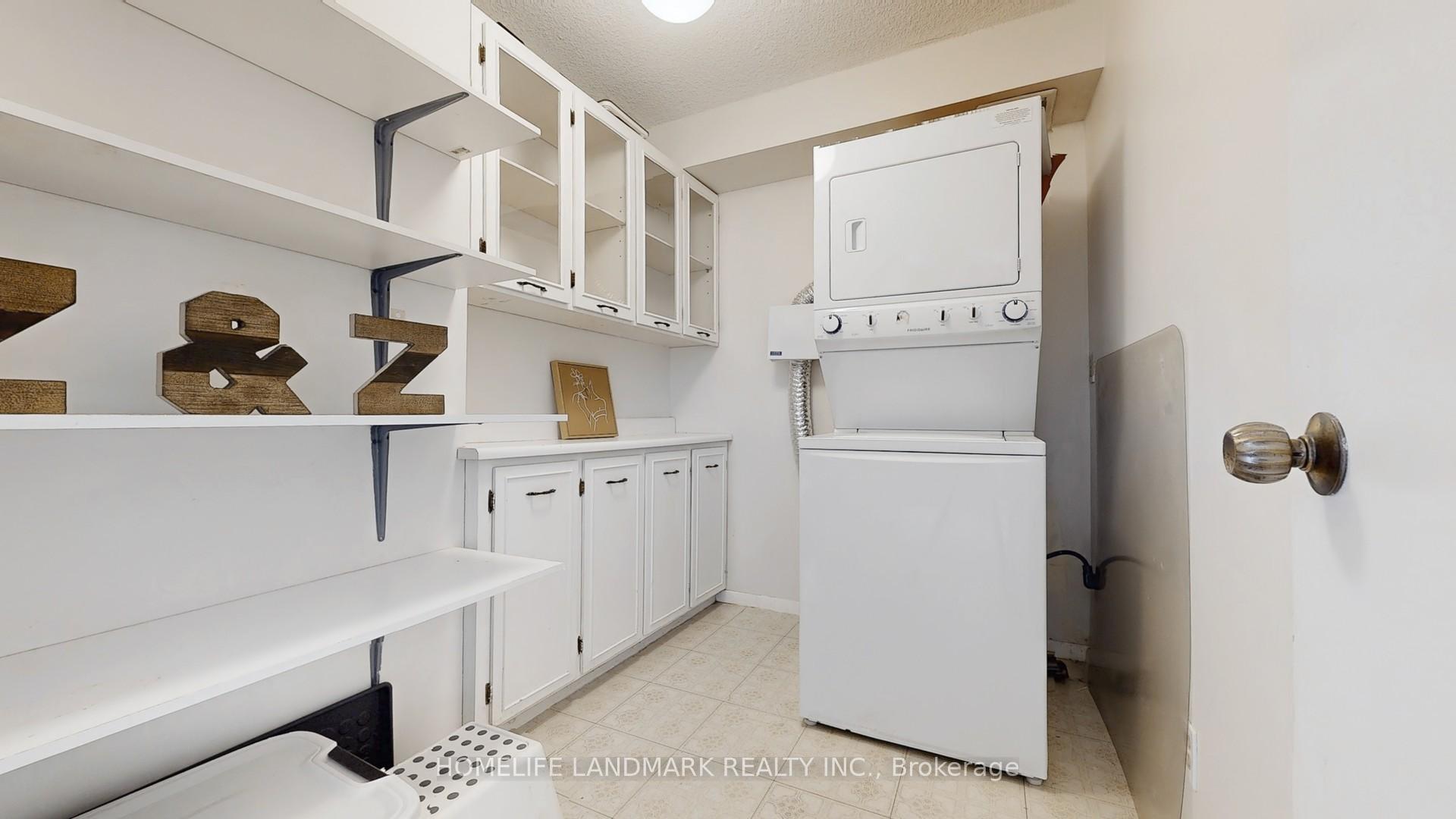 Photo 16 of Unit 309, 7811 Yonge Street, Markham, Thornhill — HOMEH