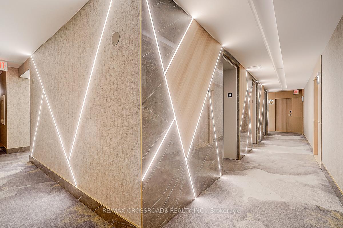 Photo 4 of Unit 1305, 21 Carlton Street, Toronto, Church-Yonge Corridor — HOMEH