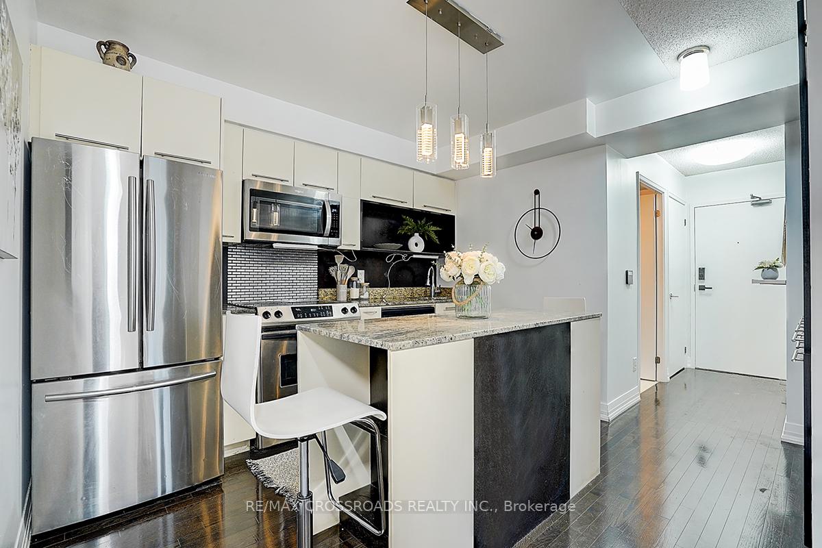 Photo 38 of Unit 1305, 21 Carlton Street, Toronto, Church-Yonge Corridor — HOMEH