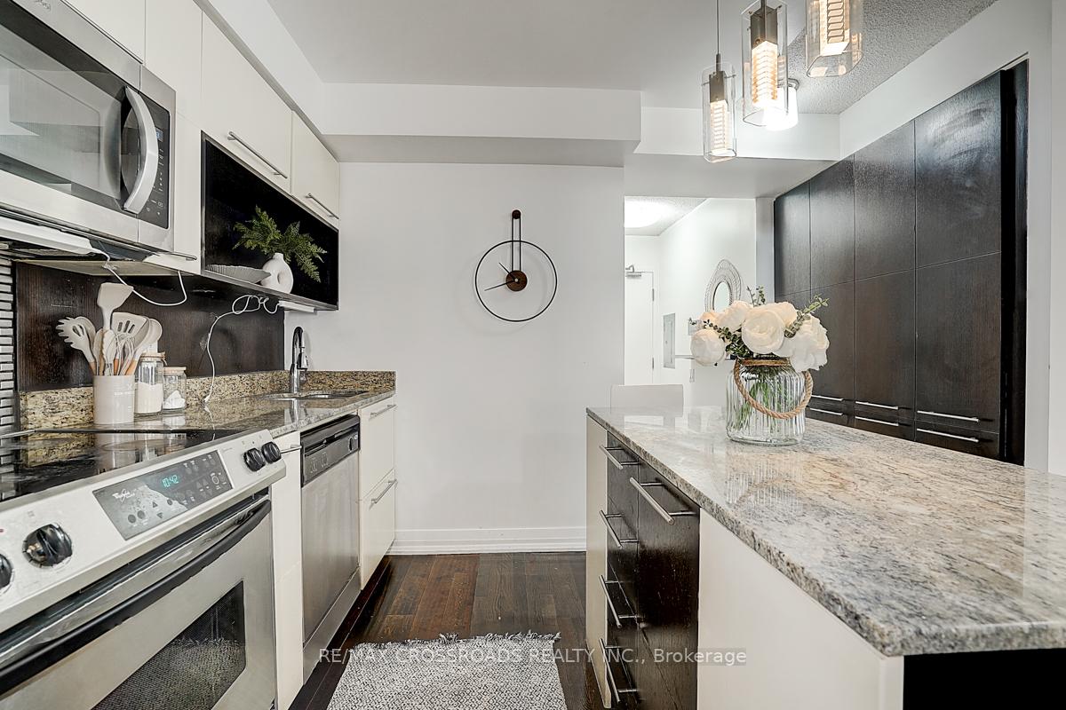 Photo 10 of Unit 1305, 21 Carlton Street, Toronto, Church-Yonge Corridor — HOMEH