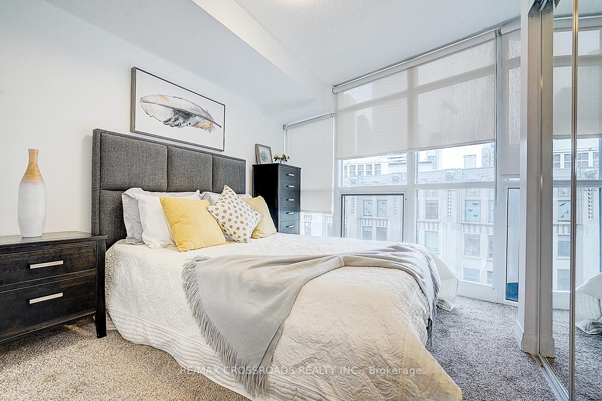 Photo 30 of Unit 1305, 21 Carlton Street, Toronto, Church-Yonge Corridor — HOMEH