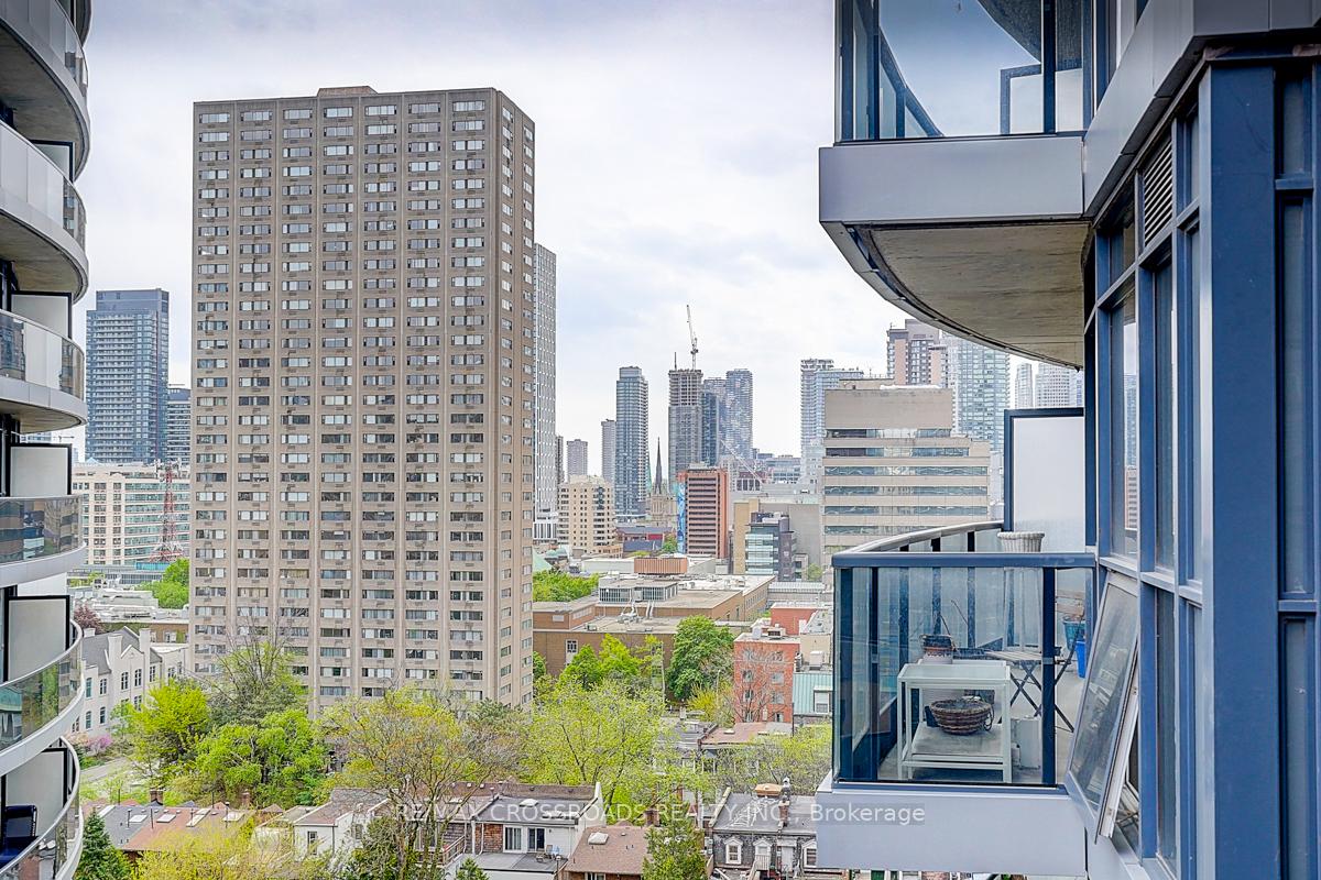 Photo 28 of Unit 1305, 21 Carlton Street, Toronto, Church-Yonge Corridor — HOMEH