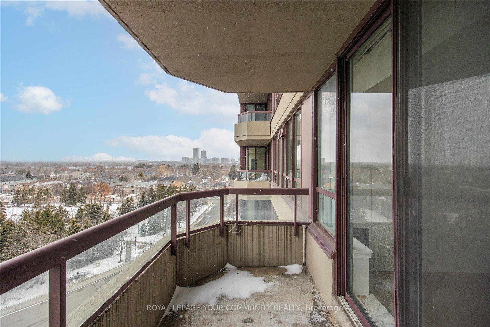 Photo 16 of Unit 911, 81 Townsgate Drive, Vaughan, Crestwood-Springfarm-Yorkhill — HOMEH