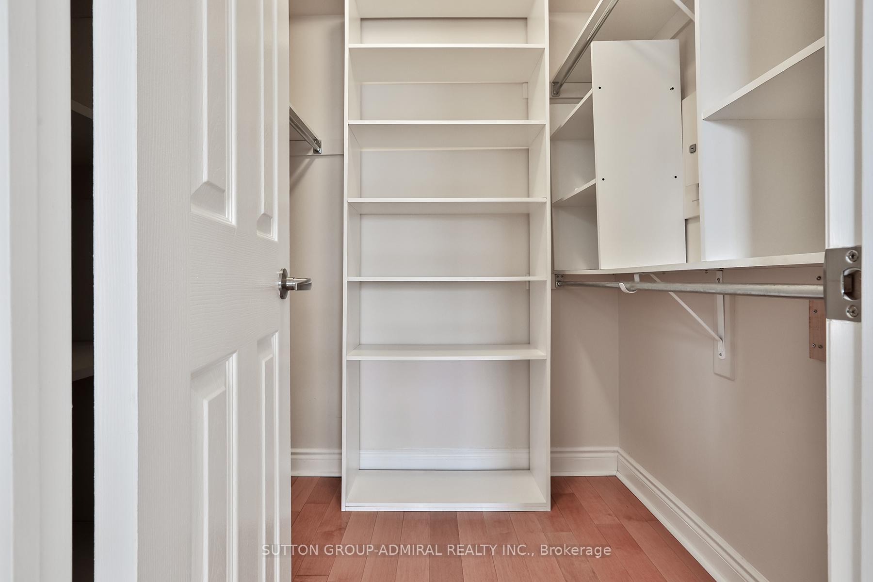 Photo 11 of Unit 12, 8 Brighton Place, Vaughan, Crestwood-Springfarm-Yorkhill — HOMEH