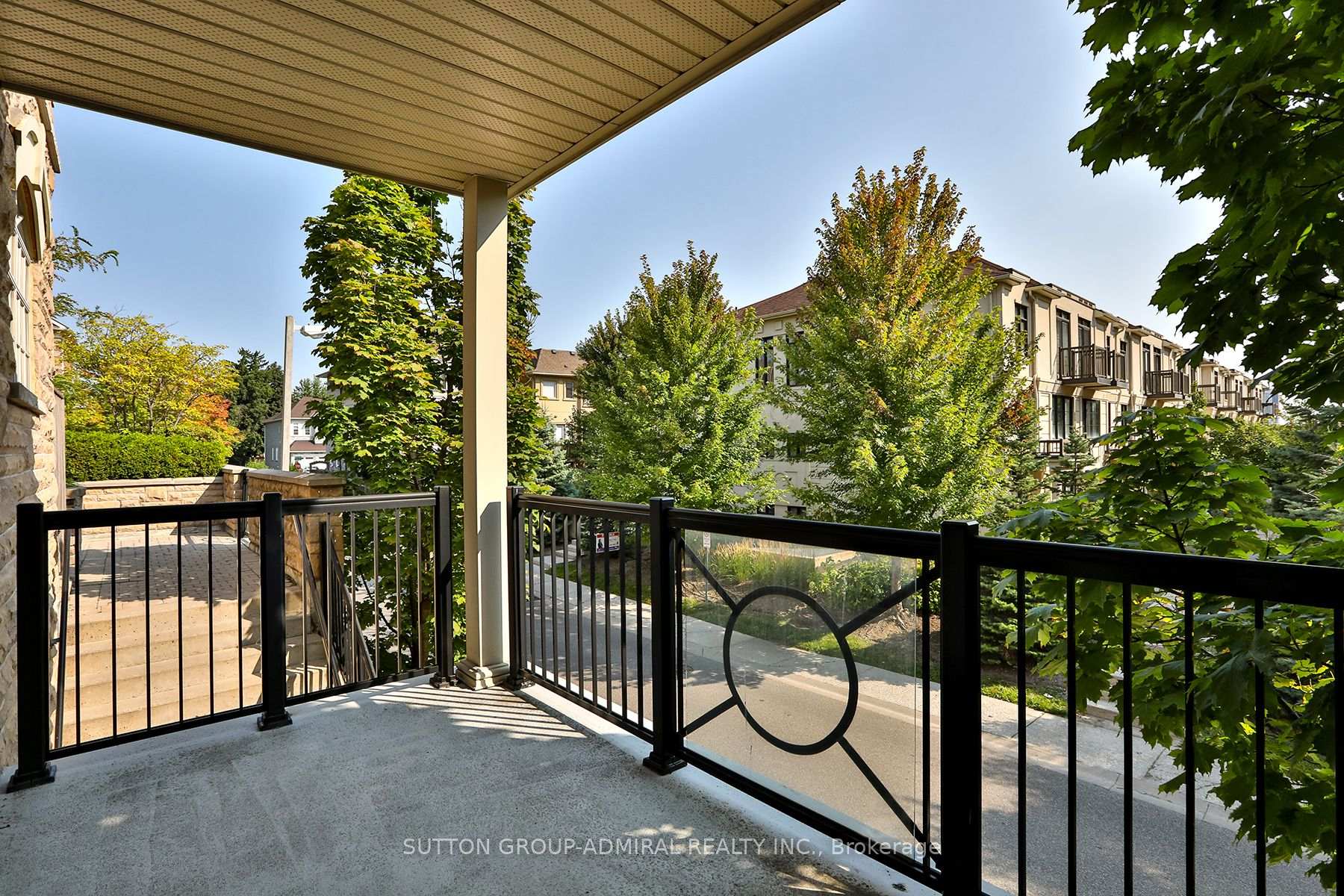 Photo 27 of Unit 12, 8 Brighton Place, Vaughan, Crestwood-Springfarm-Yorkhill — HOMEH